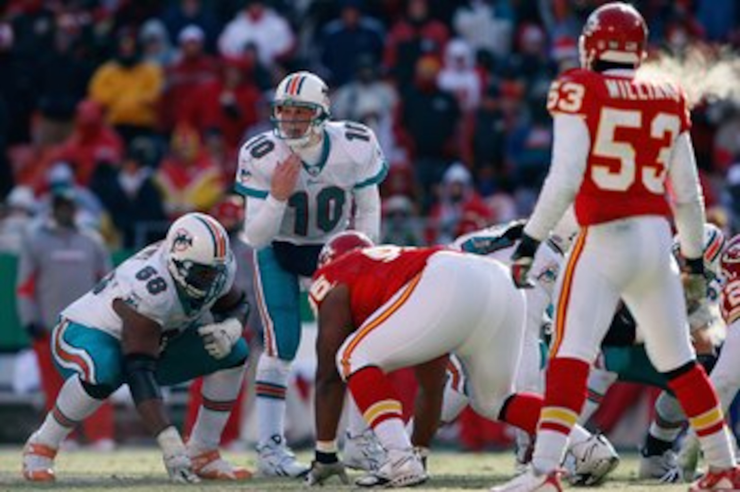 KANSAS CITY, MO - DECEMBER 21:  Chad Pennington #10 of the Miami Dolphins stands under center during the game against the Kansas City Chiefs on December 21, 2008 at Arrowhead Stadium in Kansas City, Missouri. (Photo by Jamie Squire/Getty Images)