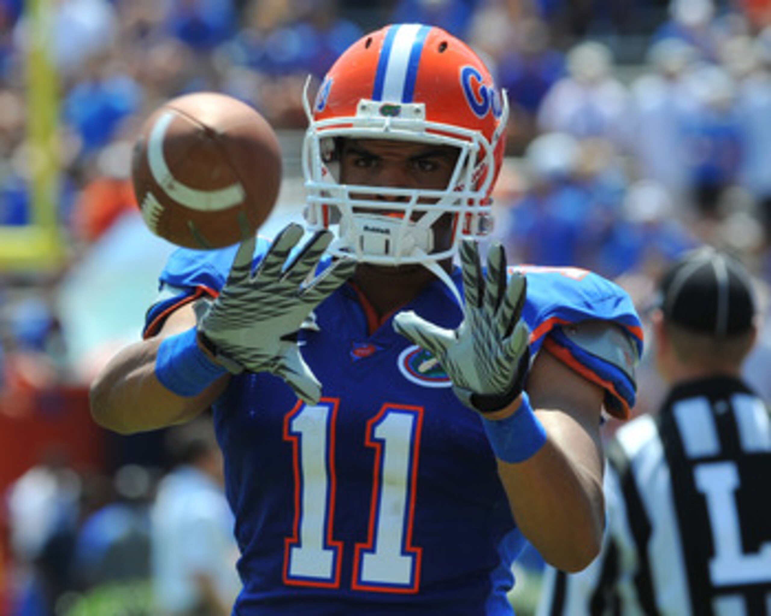 GAINESVILLE, FL - APRIL 9:  Tight end Jordan Reed #11 of the Florida Gators grabs a warmup pass at halftime during the Orange and Blue spring football game April 9, 2011 at Ben Hill Griffin Stadium in  Gainesville, Florida.  (Photo by Al Messerschmidt/Get