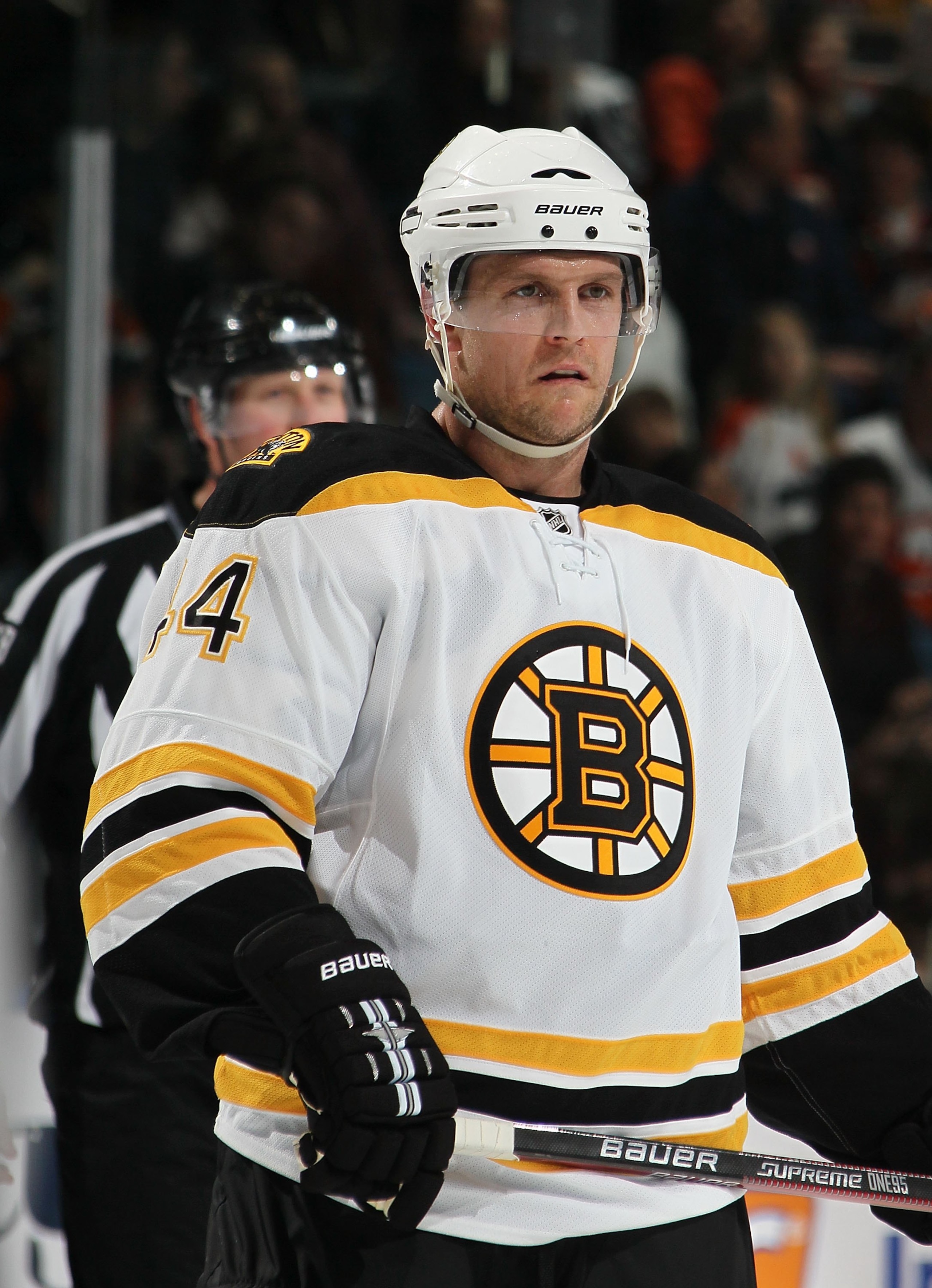 UNIONDALE, NY - MARCH 06:  Dennis Seidenberg #44 of the Boston Bruins skates against the New York Islanders at the Nassau Coliseum on March 6, 2010 in Uniondale, New York.  (Photo by Bruce Bennett/Getty Images)