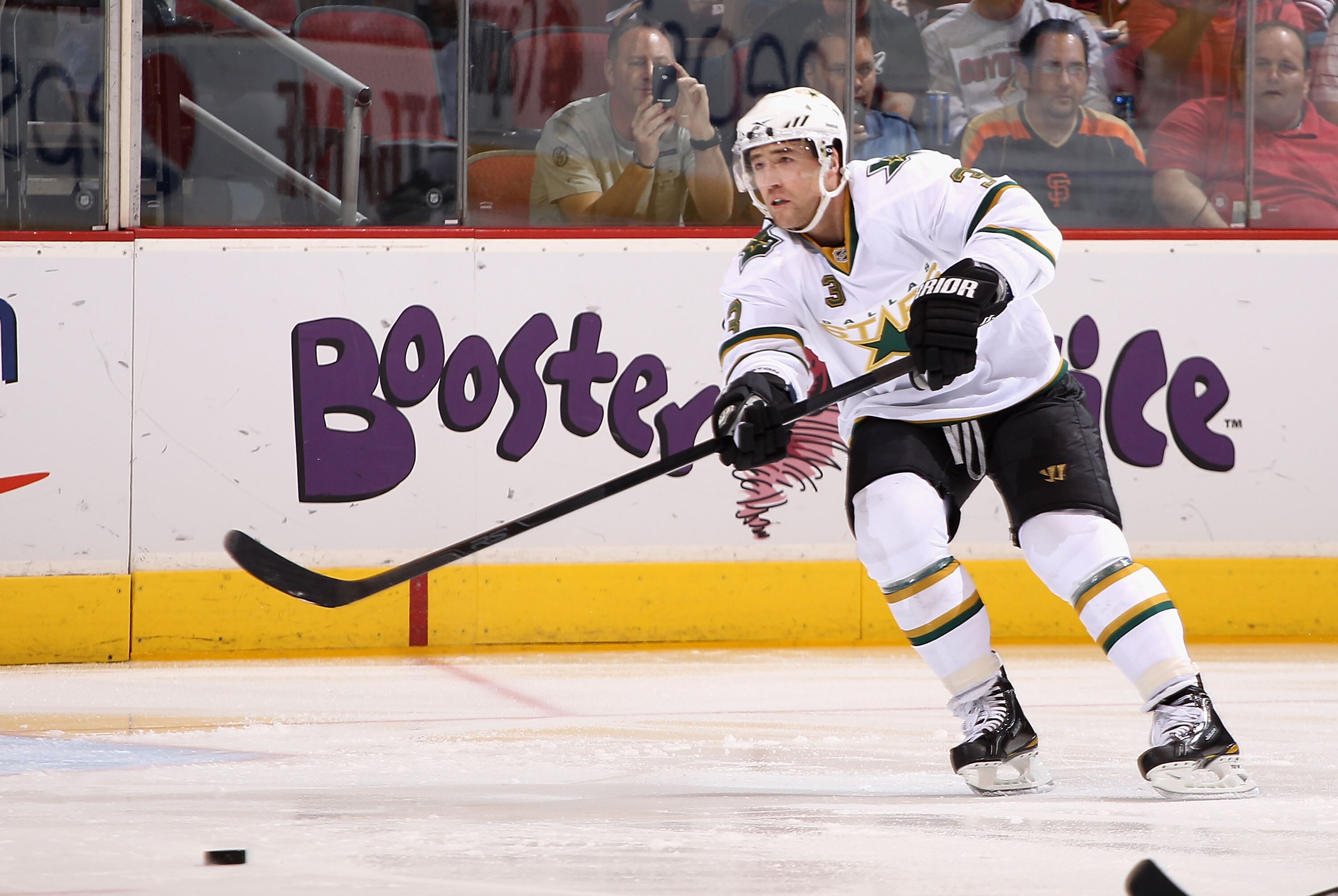 GLENDALE, AZ - MARCH 29:  Stephane Robidas #3 of the Dallas Stars passes the puck during the NHL game against the Phoenix Coyotes at Jobing.com Arena on March 29, 2011 in Glendale, Arizona. The Coyotes defeated the Stars 2-1 in an overtime shoot out.  (Ph