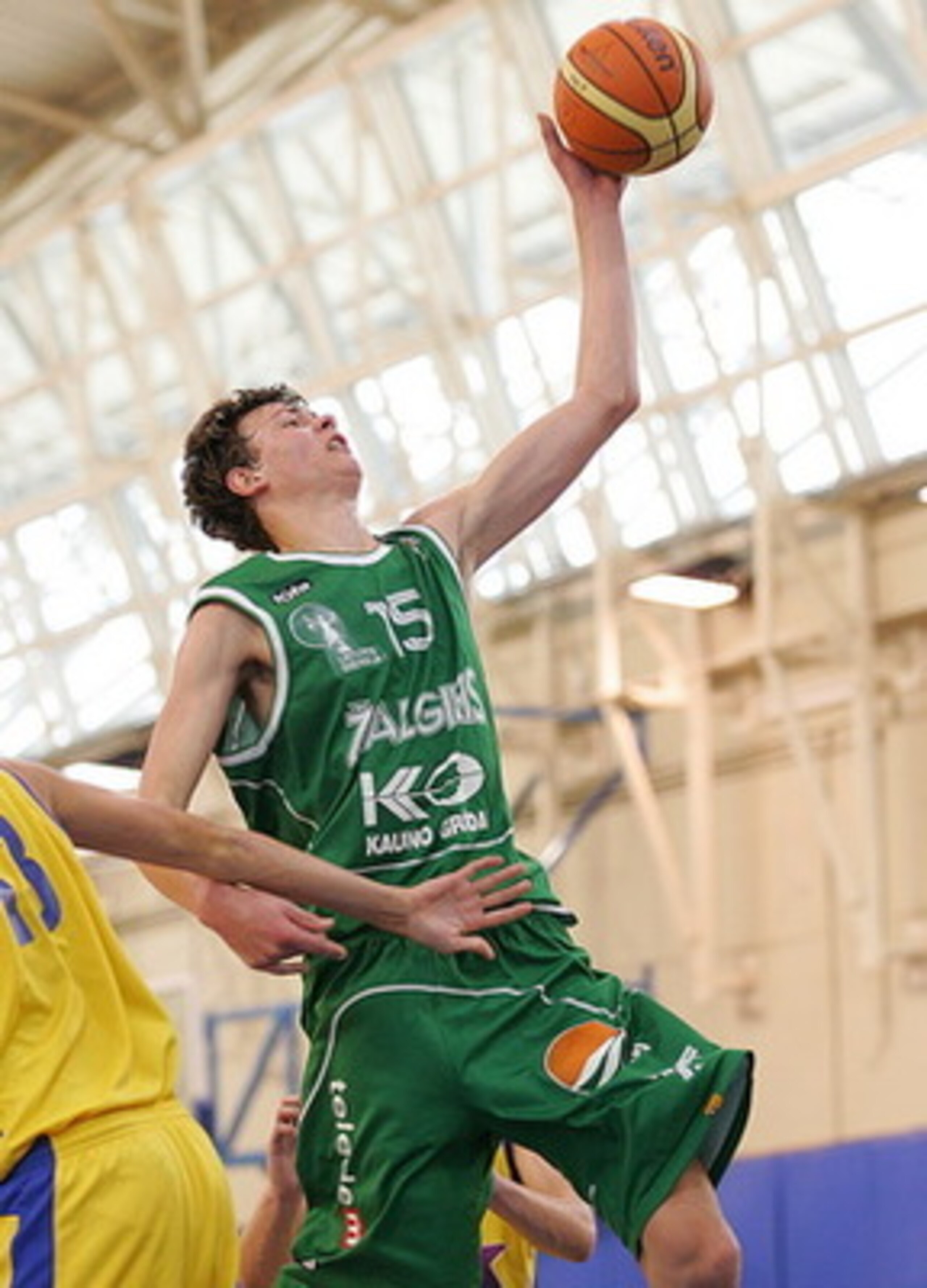 http://swishscout.com/wp-content/uploads/2010/10/Donatas_motiejunas_didele2007.jpg