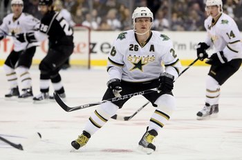 LOS ANGELES, CA - MARCH 27:  Jere Lehtinen #26 of the Dallas Stars skates against the Los Angeles Kings at Staples Center on March 27, 2010 in Los Angeles, California.  (Photo by Jeff Gross/Getty Images)