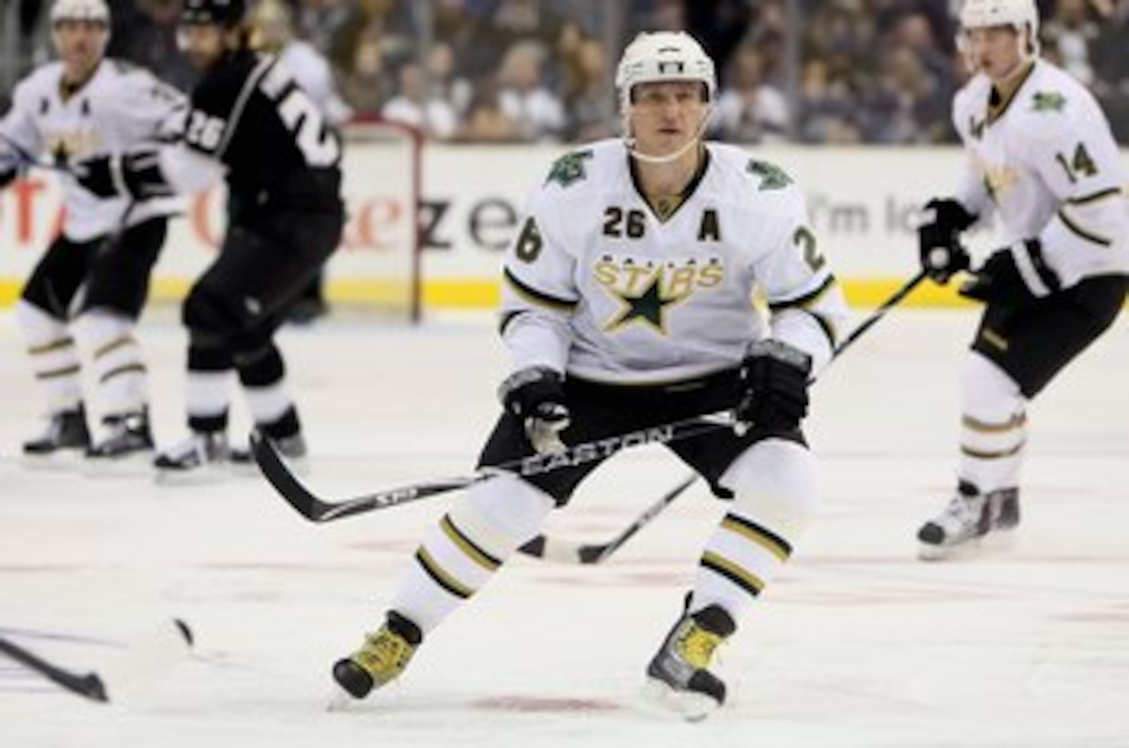 LOS ANGELES, CA - MARCH 27: Jere Lehtinen #26 of the Dallas Stars skates against the Los Angeles Kings at Staples Center on March 27, 2010 in Los Angeles, California. (Photo by Jeff Gross/Getty Images) LOS ANGELES, CA - MARCH 27: Jere Lehtinen #26 of the Dallas Stars skates against the Los Angeles Kings at Staples Center on March 27, 2010 in Los Angeles, California. (Photo by Jeff Gross/Getty Images)