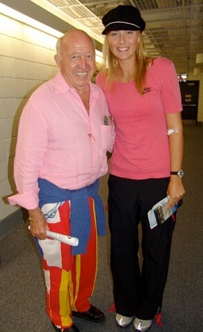 Picture Courtesy: http://www.budcollinstennis.com/