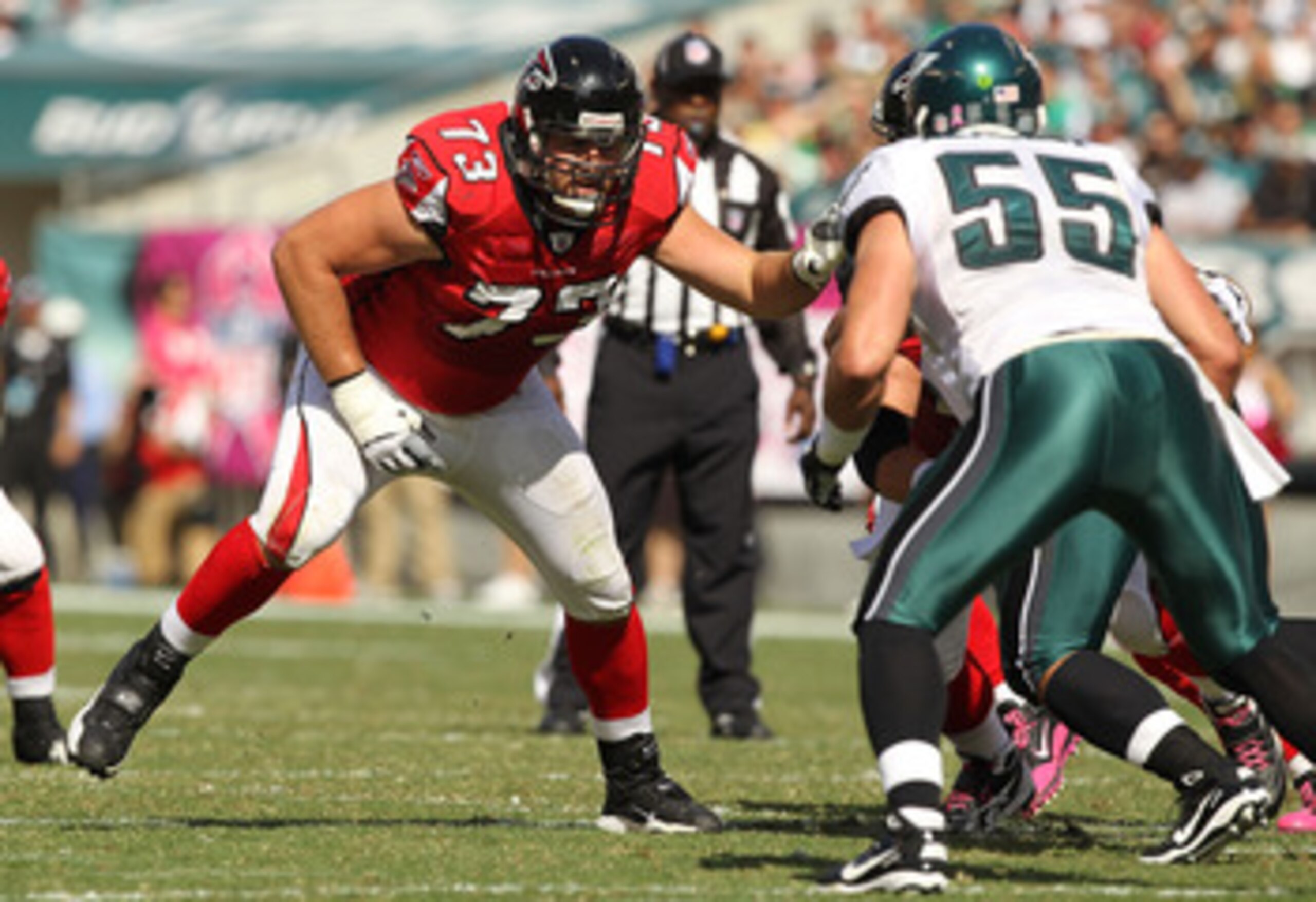 PHILADELPHIA - OCTOBER 17: Harvey Dahl #73 of the Atlanta Falcons in action against Stewart Bradley #55 of the Philadelphia Eagles during their game at Lincoln Financial Field on October 17, 2010 in Philadelphia, Pennsylvania. (Photo by Al Bello/Getty I PHILADELPHIA - OCTOBER 17: Harvey Dahl #73 of the Atlanta Falcons in action against Stewart Bradley #55 of the Philadelphia Eagles during their game at Lincoln Financial Field on October 17, 2010 in Philadelphia, Pennsylvania. (Photo by Al Bello/Getty I