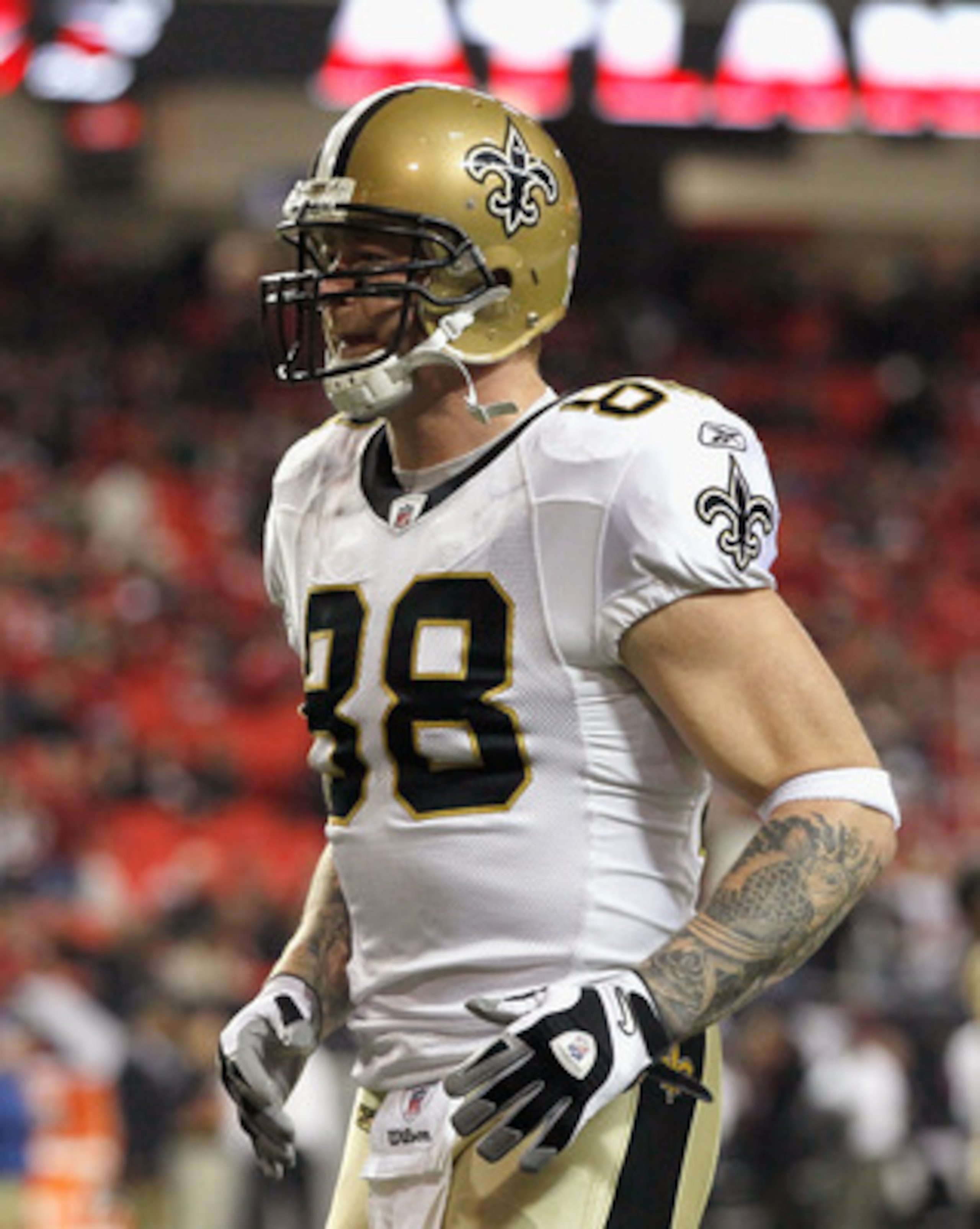 ATLANTA, GA - DECEMBER 27:  Jeremy Shockey #88 of the New Orleans Saints against the Atlanta Falcons at Georgia Dome on December 27, 2010 in Atlanta, Georgia.  (Photo by Kevin C. Cox/Getty Images)