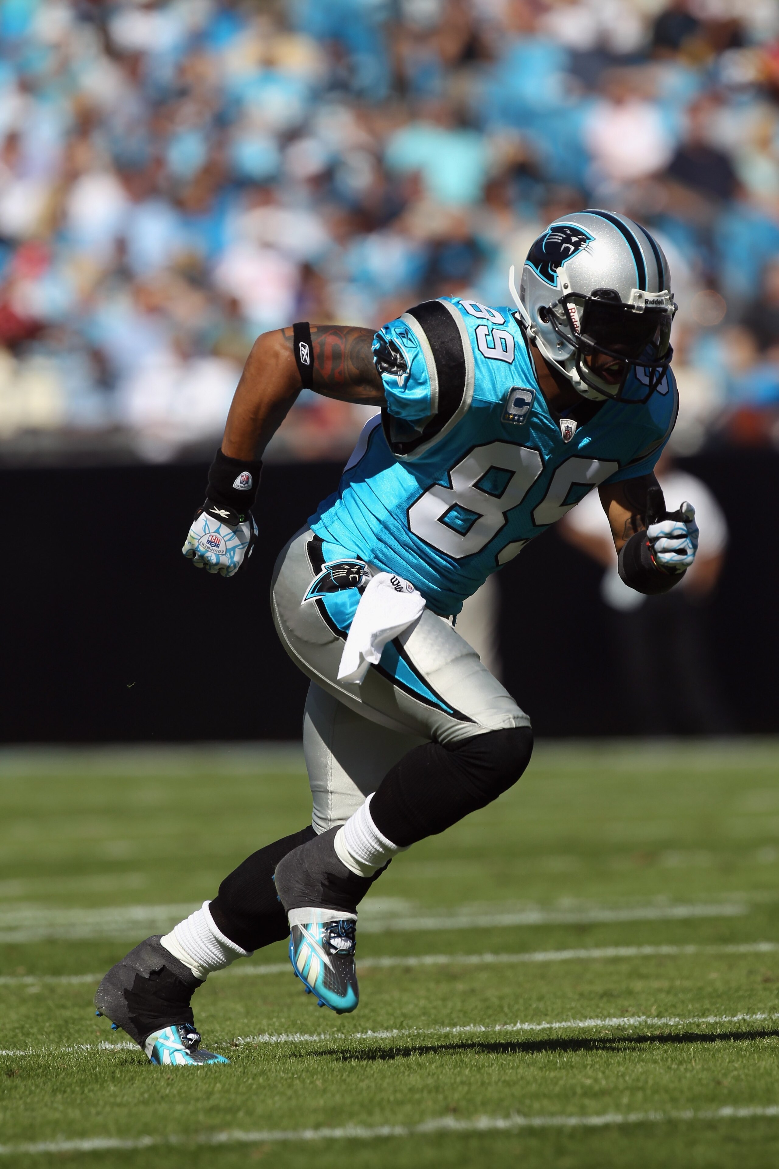 CHARLOTTE, NC - OCTOBER 24:  Steve Smith #89 of the Carolina Panthers against the San Francisco 49ers during their game at Bank of America Stadium on October 24, 2010 in Charlotte, North Carolina.  (Photo by Streeter Lecka/Getty Images)