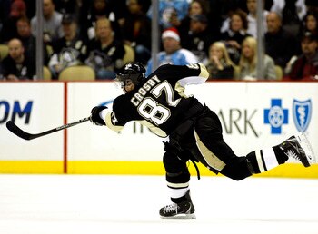 PITTSBURGH, PA - DECEMBER 08:  Sidney Crosby #87 of the Pittsburgh Penguins skates against the Toronto Maple Leafs at Consol Energy Center on December 8, 2010 in Pittsburgh, Pennsylvania.  Penguins defeated the Maple Leafs 5-2.  (Photo by Justin K. Aller/