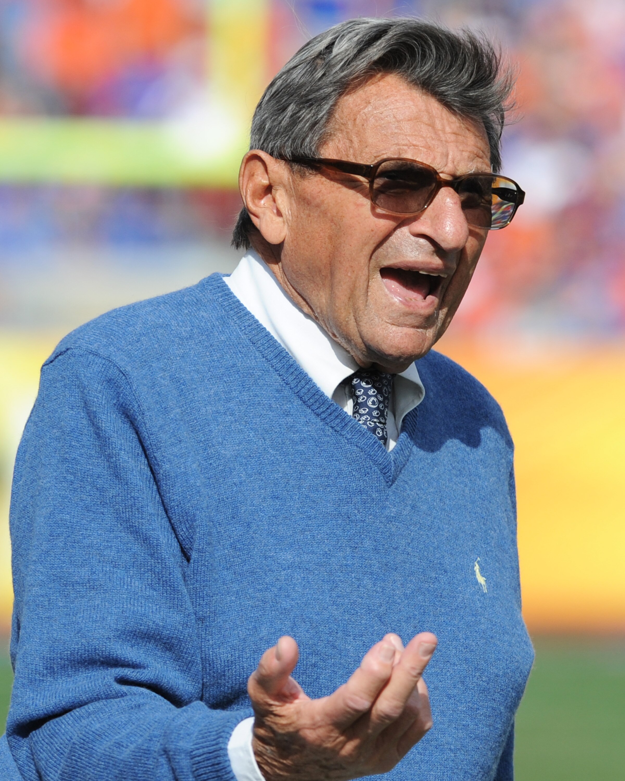 TAMPA, FL - JANUARY 1:  Coach Joe Paterno of the Penn State Nittany Lions directs play against the Florida Gators January 1, 2011 in the 25th Outback Bowl at Raymond James Stadium in Tampa, Florida.  (Photo by Al Messerschmidt/Getty Images)