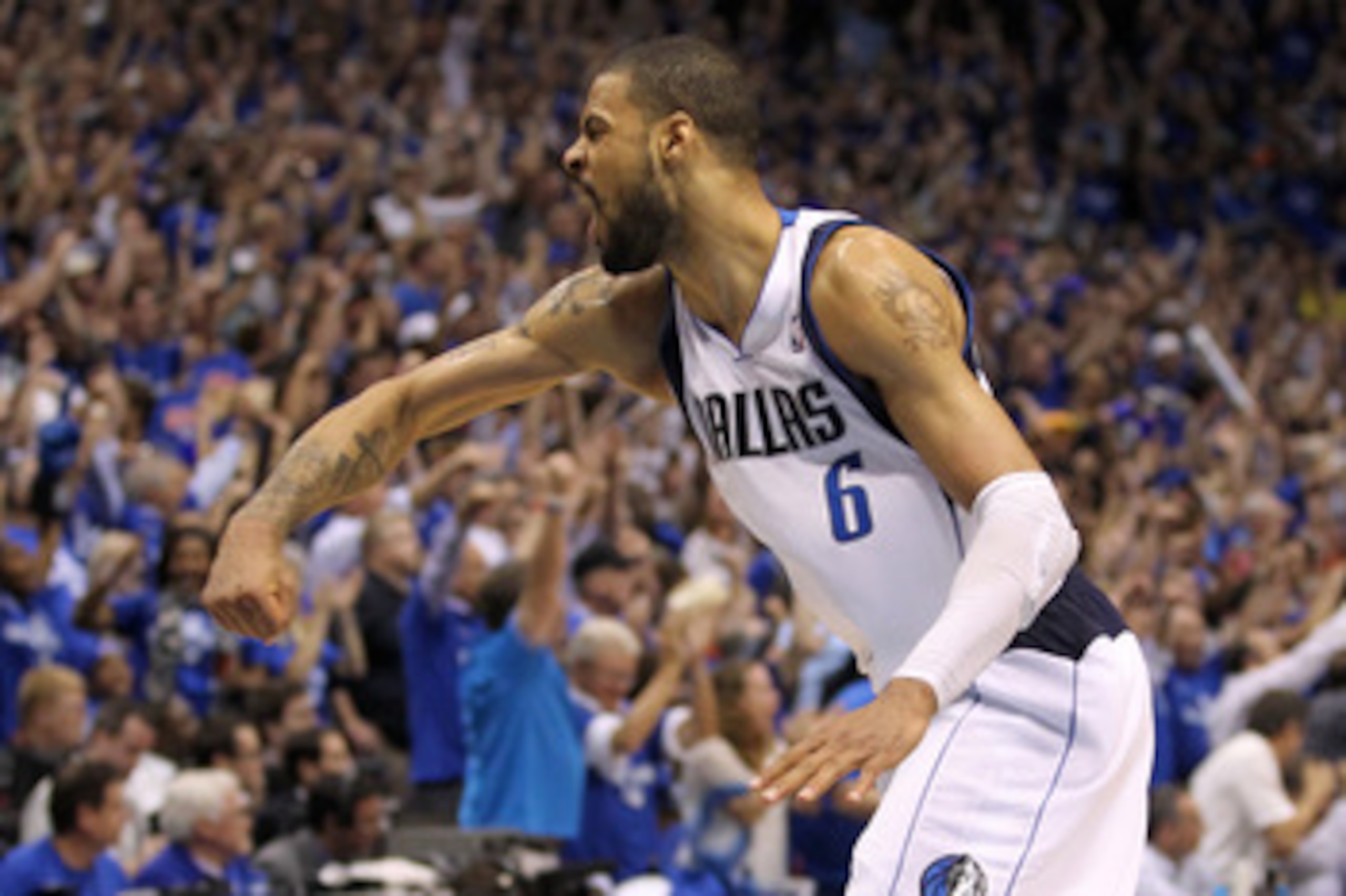 DALLAS, TX - MAY 25:  Tyson Chandler #6 of the Dallas Mavericks reacts in the fourth quarter while taking on the Oklahoma City Thunder in Game Five of the Western Conference Finals during the 2011 NBA Playoffs at American Airlines Center on May 25, 2011 i