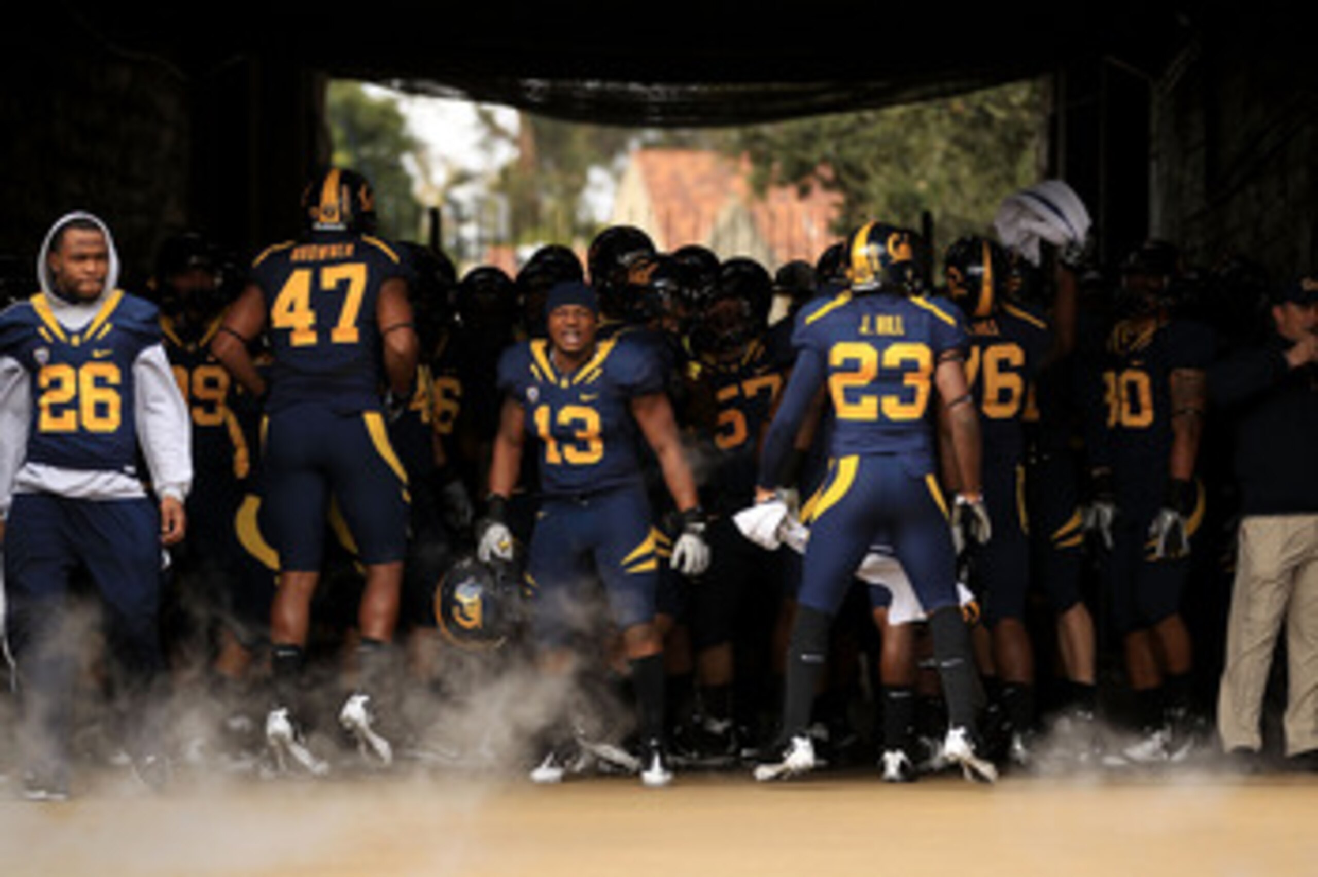 BERKELEY, CA - NOVEMBER 20:  Players of the California Golden Bears get ready to run on to the field for their game against the Stanford Cardinal at California Memorial Stadium on November 20, 2010 in Berkeley, California.  (Photo by Ezra Shaw/Getty Image