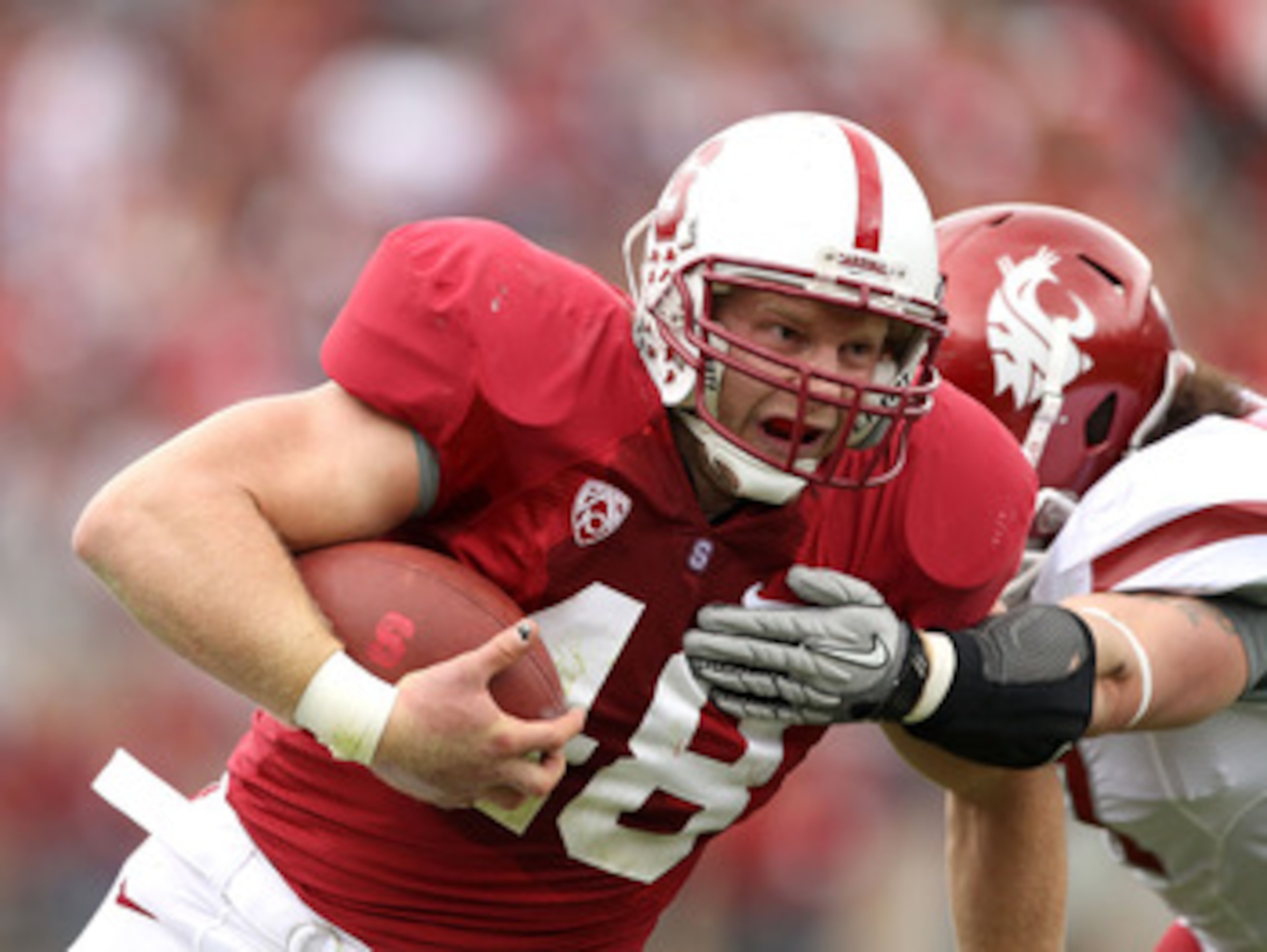 PALO ALTO, CA - OCTOBER 23:  Owen Marecic #48 of the Stanford Cardinal runs with the ball against the Washington State Cougars at Stanford Stadium on October 23, 2010 in Palo Alto, California.  (Photo by Ezra Shaw/Getty Images)