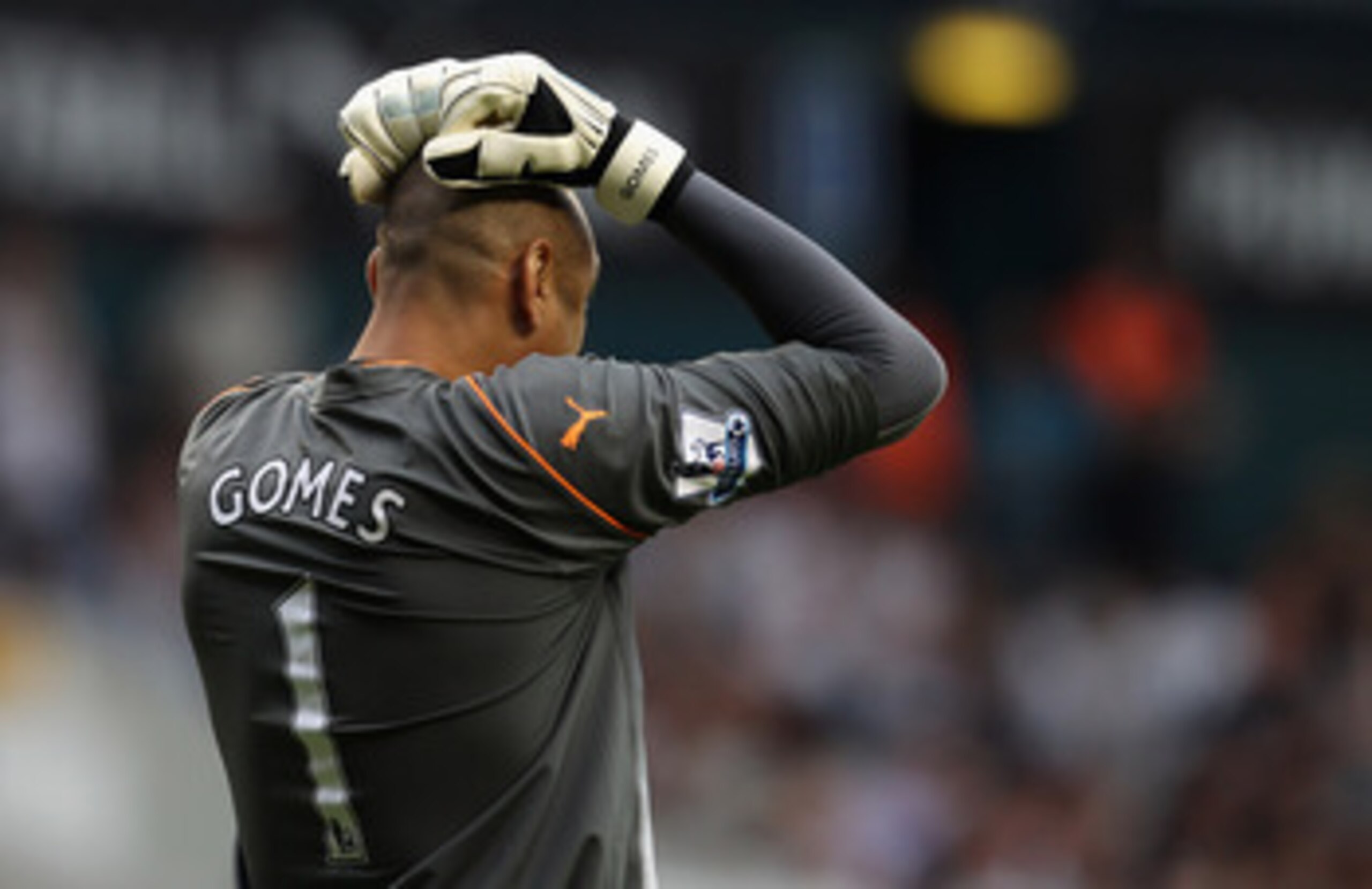 LONDON, UNITED KINGDOM - MAY 07: Heurelho Gomes of Spurs reacts during the Barclays Premier League match between Tottenham Hotspur and Blackpool at White Hart Lane on May 7, 2011 in London, England. (Photo by Scott Heavey/Getty Images) LONDON, UNITED KINGDOM - MAY 07: Heurelho Gomes of Spurs reacts during the Barclays Premier League match between Tottenham Hotspur and Blackpool at White Hart Lane on May 7, 2011 in London, England. (Photo by Scott Heavey/Getty Images)