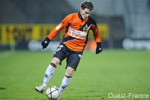 http://monaco.theoffside.com/files/2010/05/P943900D848453G_px_501__w_ouestfrance_.jpg