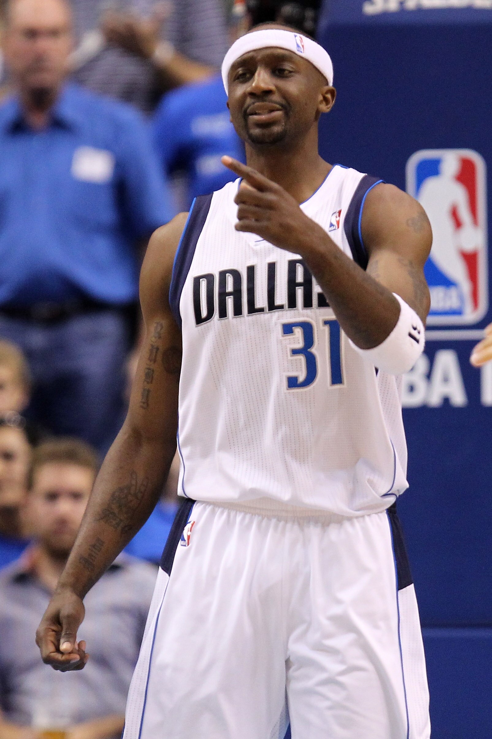 DALLAS, TX - MAY 25:  Jason Terry #31 of the Dallas Mavericks reacts in the third quarter while taking on the Oklahoma City Thunder in Game Five of the Western Conference Finals during the 2011 NBA Playoffs at American Airlines Center on May 25, 2011 in D