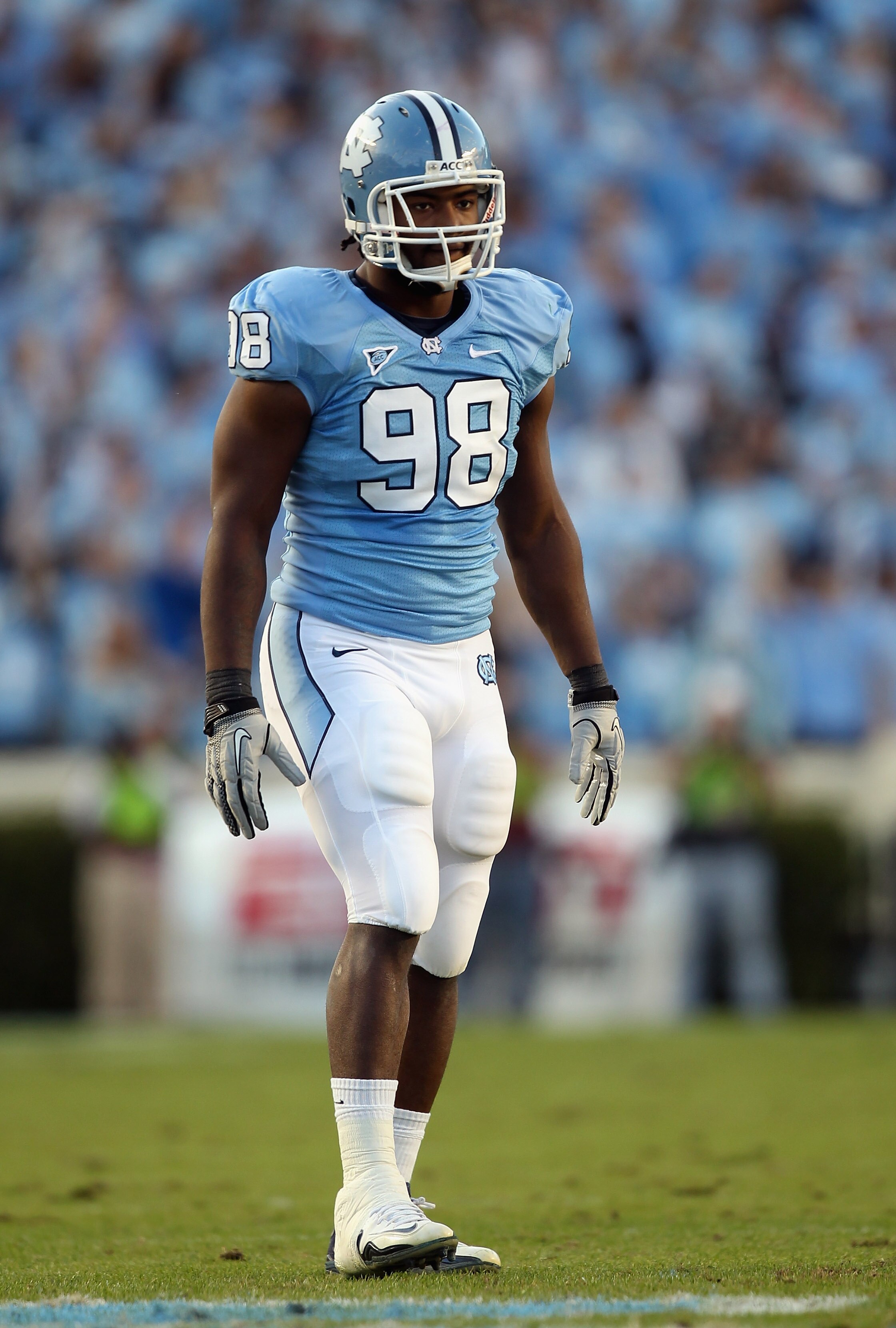 CHAPEL HILL, NC - NOVEMBER 13:  Donte Paige-Moss #98 of the North Carolina Tar Heels against the Virginia Tech Hokies during their game at Kenan Stadium on November 13, 2010 in Chapel Hill, North Carolina.  (Photo by Streeter Lecka/Getty Images)
