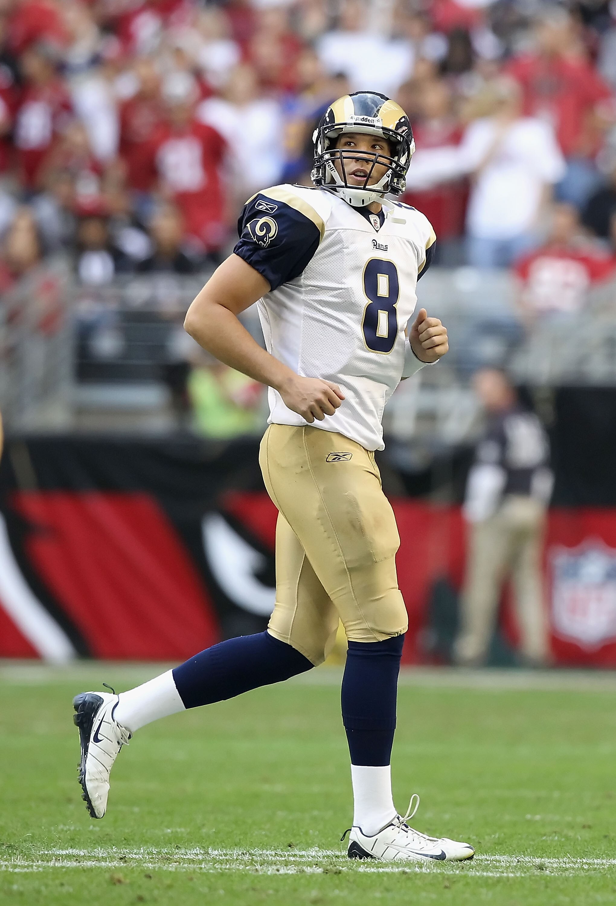 GLENDALE, AZ - DECEMBER 05:  Quarterback Sam Bradford #8 of the St. Louis Rams during the NFL game against the Arizona Cardinals at the University of Phoenix Stadium on December 5, 2010 in Glendale, Arizona. The Rams defeated the Cardinals 19-6.  (Photo b