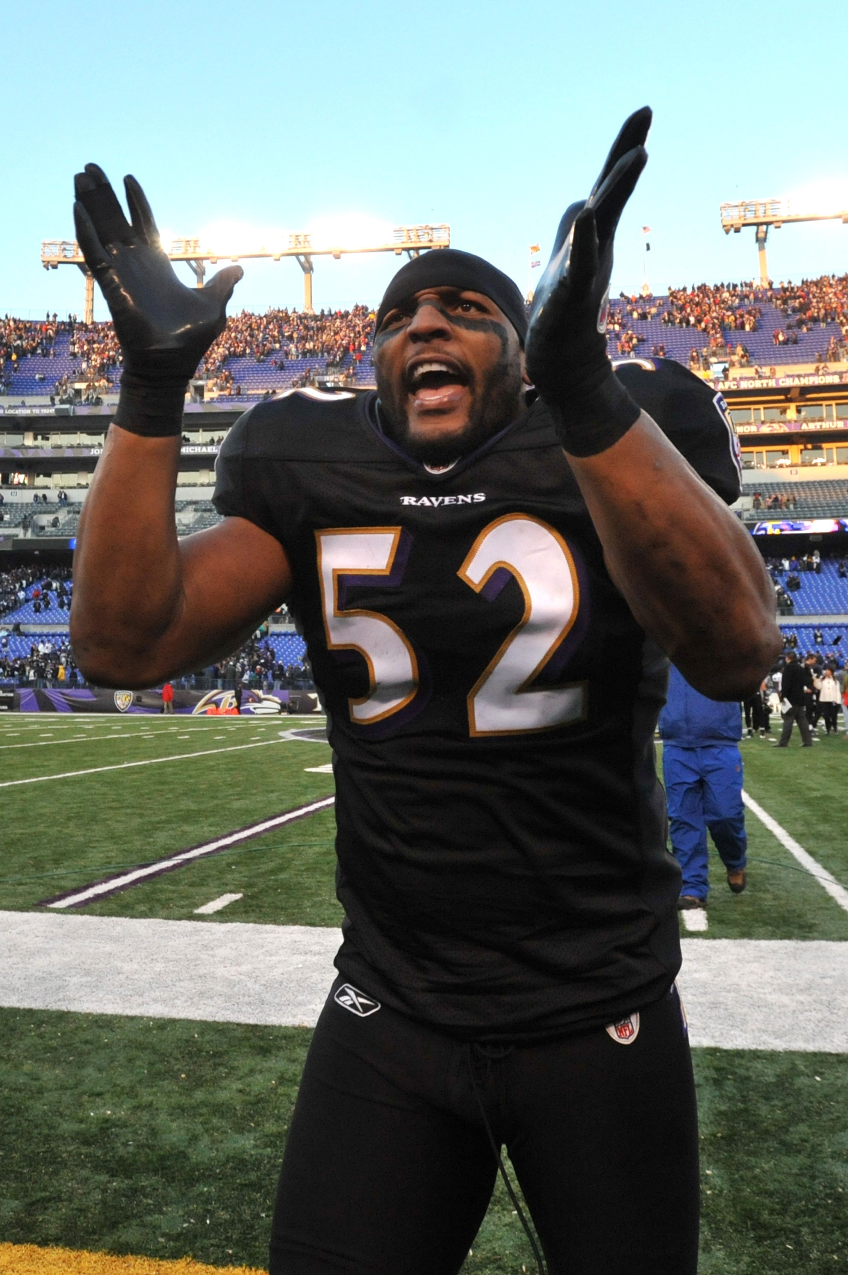 BALTIMORE, MD - DECEMBER 19:  Ray Lewis #52 of the Baltimore Ravens celebrates the Ravens victory after the game against the New Orleans Saints  at M&T Bank Stadium on December 19, 2010 in Baltimore, Maryland. The Ravens defeated the Saints 30-24. (Photo