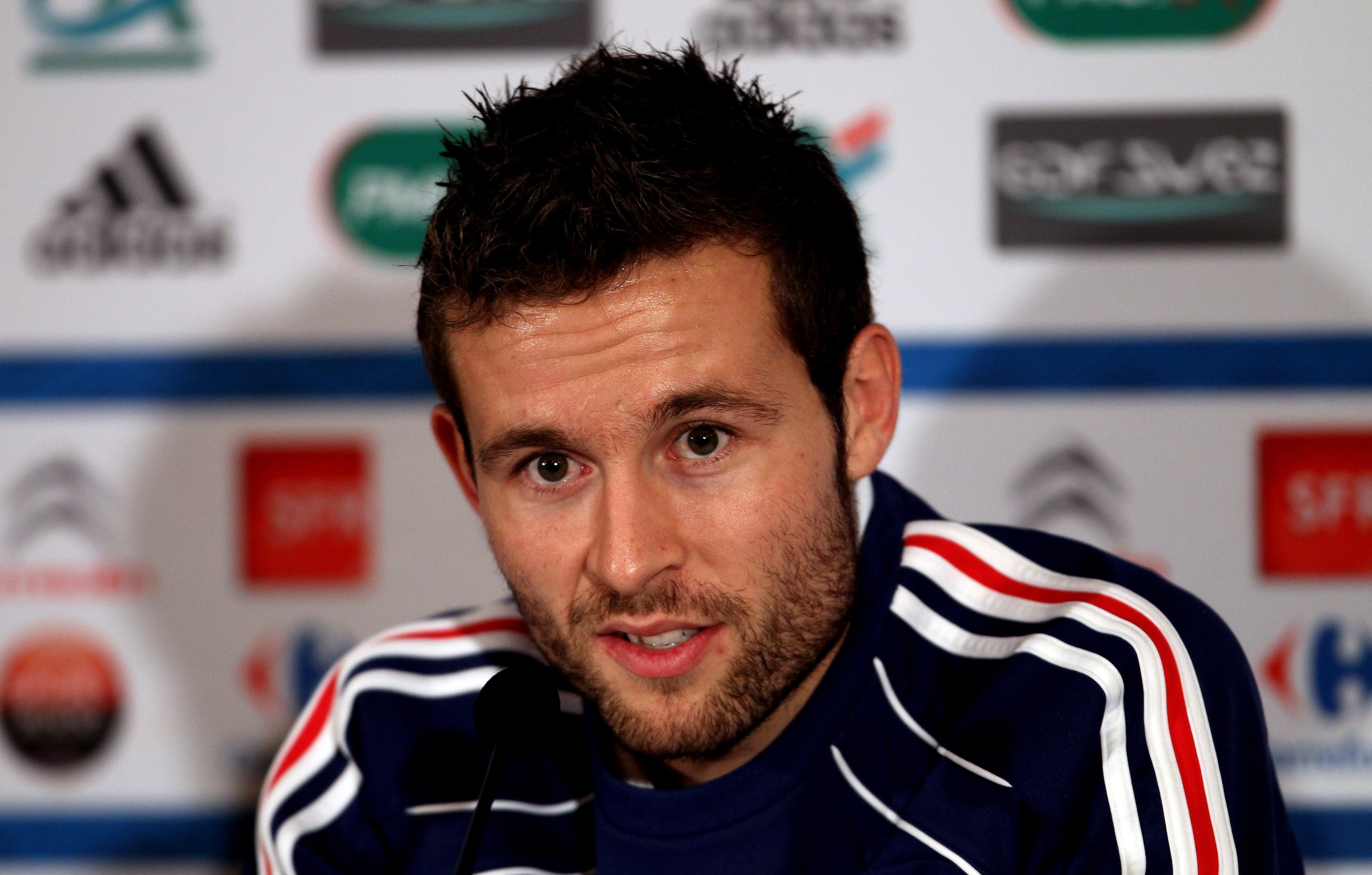 LONDON COLNEY, ENGLAND - NOVEMBER 15:  Yohan Cabaye  speaks to the media during a press conference ahead of the international match against England on November 15, 2010 at Sopwell House, St Albans, England. (Photo by Scott Heavey/Getty Images)