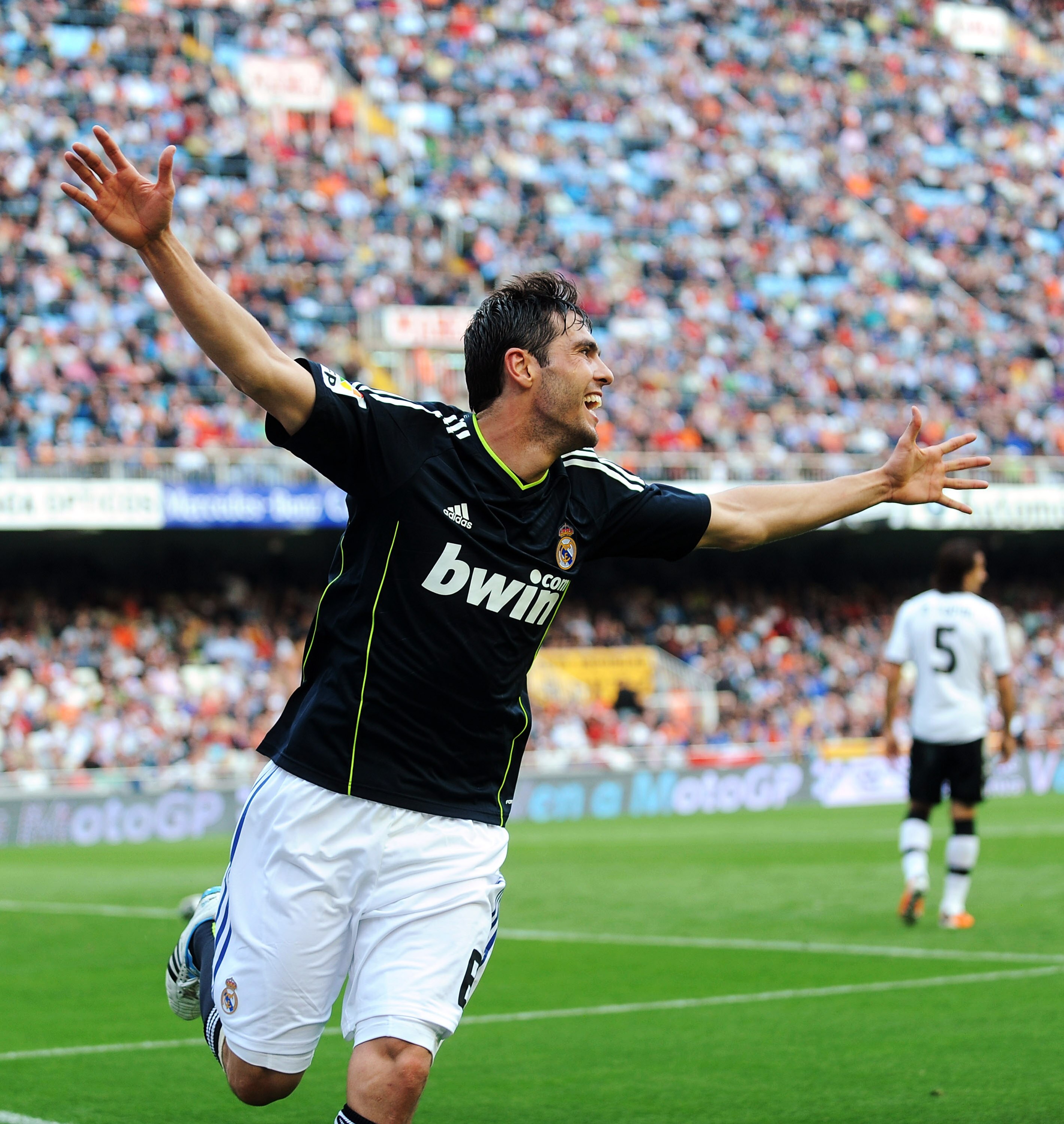 VALENCIA, SPAIN - APRIL 23: Kaka of Real Madrid celebrates after scoring his second goal against Valencia during the La Liga match between Valencia and Real Madrid at Estadio Mestalla on April 23, 2011 in Valencia, Spain. (Photo by Denis Doyle/Getty Ima VALENCIA, SPAIN - APRIL 23: Kaka of Real Madrid celebrates after scoring his second goal against Valencia during the La Liga match between Valencia and Real Madrid at Estadio Mestalla on April 23, 2011 in Valencia, Spain. (Photo by Denis Doyle/Getty Ima