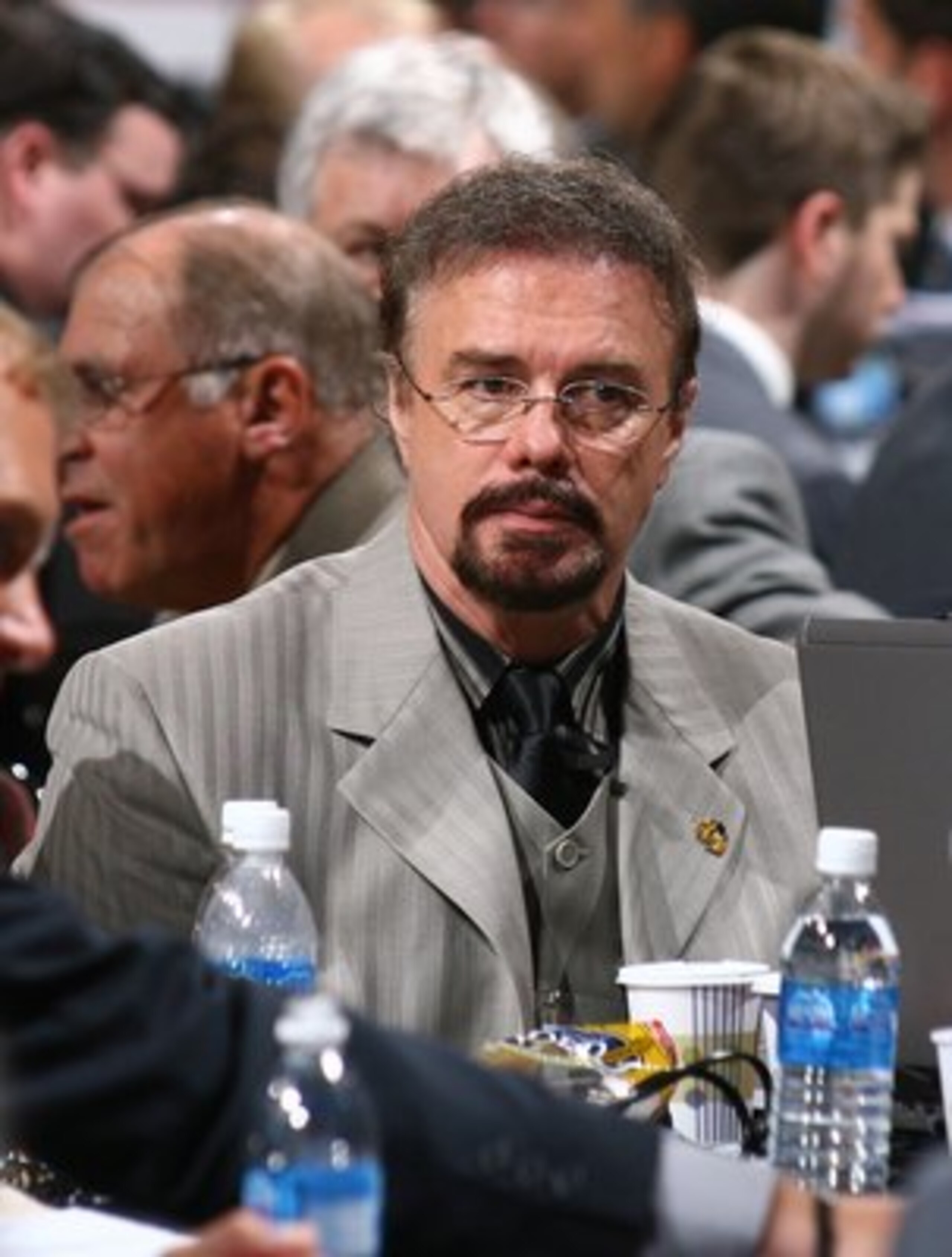 OTTAWA, ON - JUNE 20: Rick Dudley of the Chicgao Blackhawks photographed during the 2008 NHL Entry Draft at Scotiabank Place on June 20, 2008 in Ottawa, Ontario, Canada. (Photo by Bruce Bennett/Getty Images)