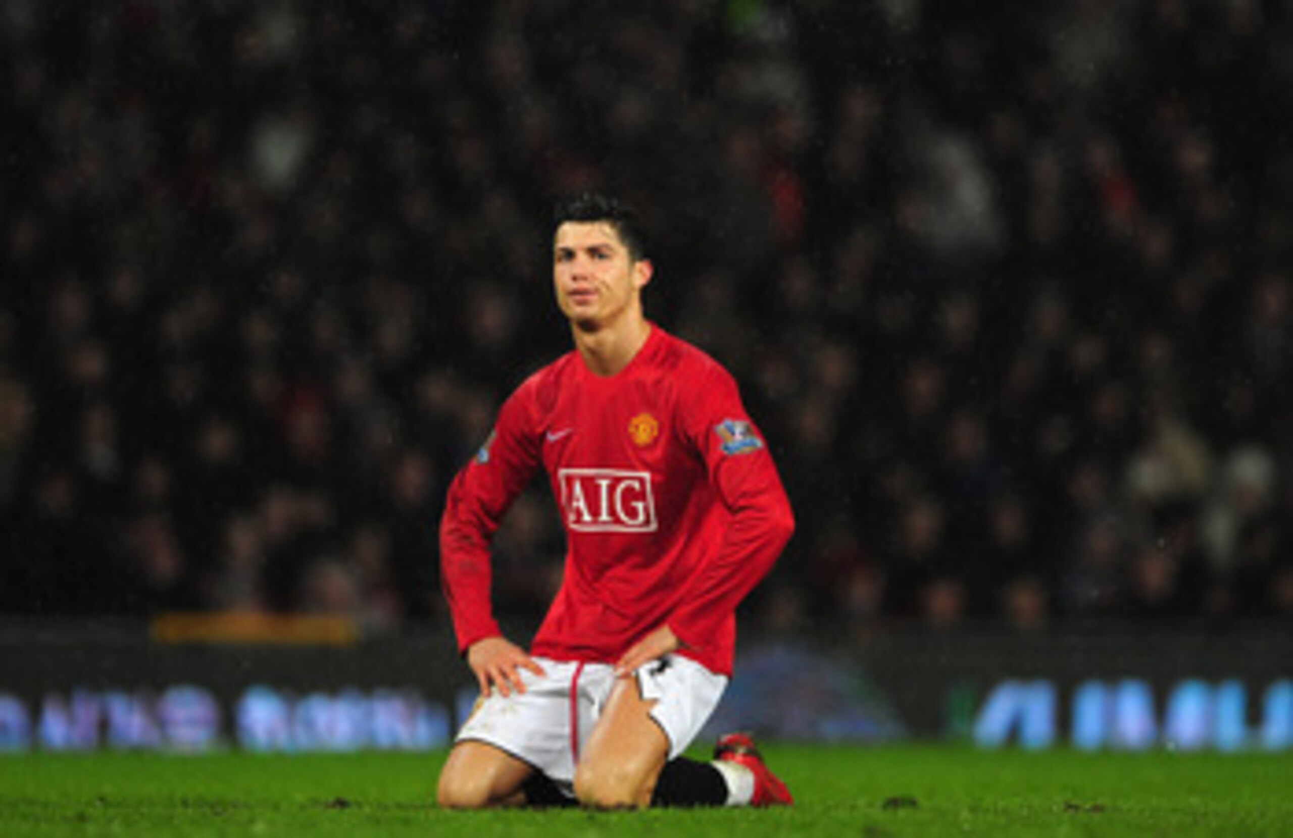 MANCHESTER, UNITED KINGDOM - MARCH 29:  Cristiano Ronaldo of Man.Utd reacts after a missed chance on goal during the Barclays Premier League match between Manchester United and Aston Villa at Old Trafford on March 29, 2008 in Manchester, England.  (Photo 