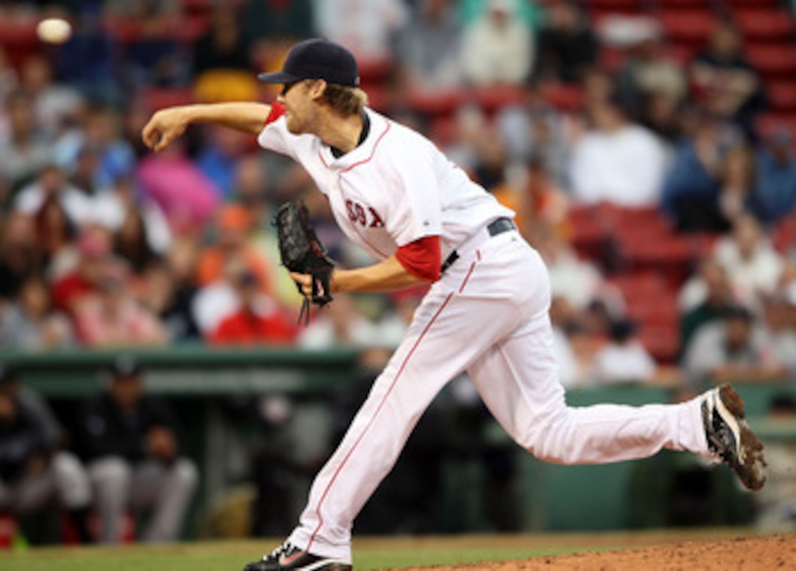 BOSTON - AUGUST 22:  Daniel Bard #51 of the Boston Red Sox delivers a pitch in the seventh inning against the Toronto Blue Jays on August 22, 2010 at Fenway Park in Boston, Massachusetts. The Red Sox defeated the Blue Jay 5-0.  (Photo by Elsa/Getty Images