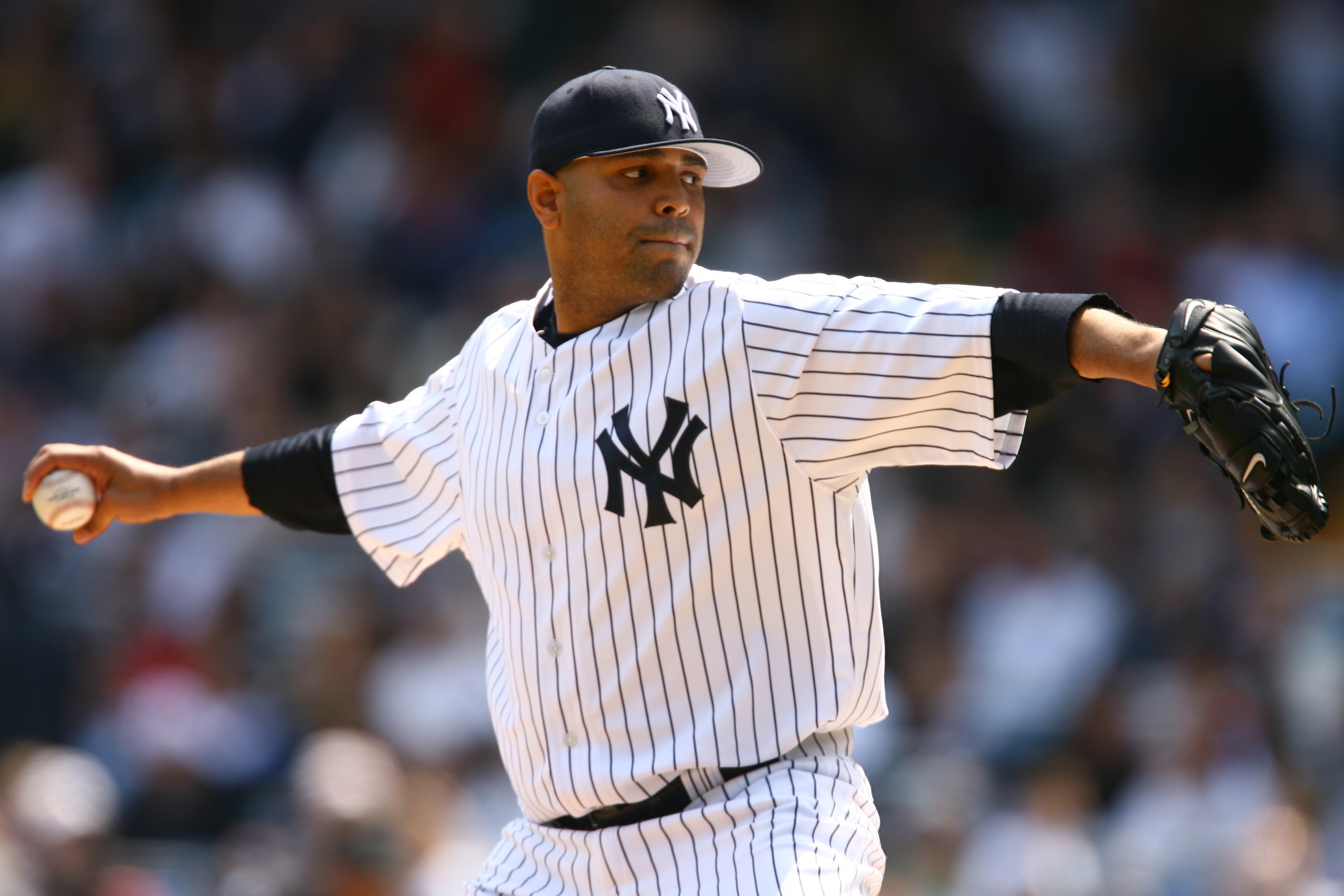 BRONX, NY - APRIL 12:  Shawn Chacon #39 of the New York Yankees pitches against the Kansas City Royals on April 12, 2006 at Yankee Stadium in the Bronx, New York. The Yankees defeated the Royals 12-5. (Photo by Al Bello/Getty Images)