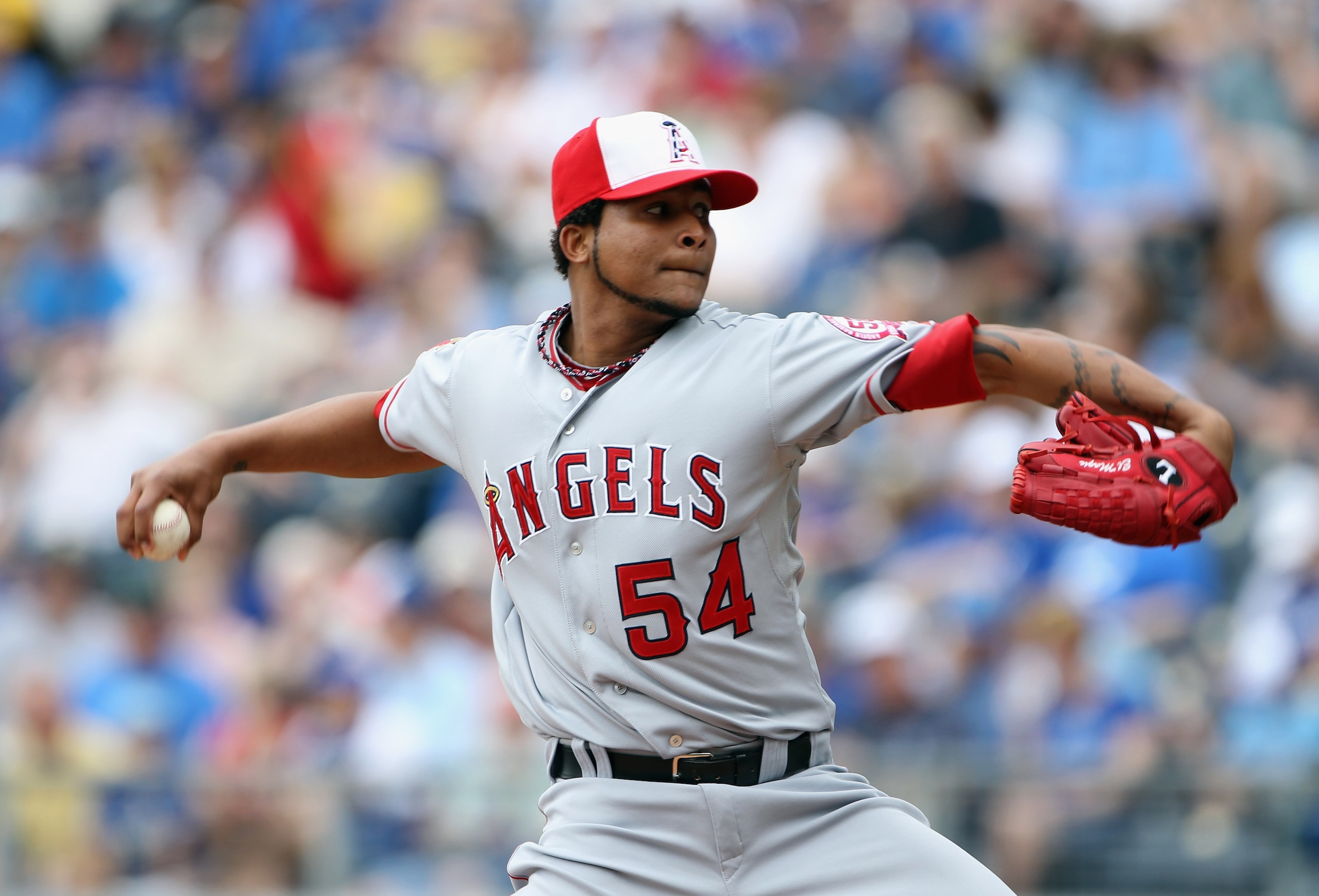 KANSAS CITY, MO - MAY 30:  Starting pitcher Ervin Santana #54 of the Los Angeles Angels of Anaheim pitches during the game against the Kansas City Royals on May 30, 2011 at Kauffman Stadium in Kansas City, Missouri.  (Photo by Jamie Squire/Getty Images)