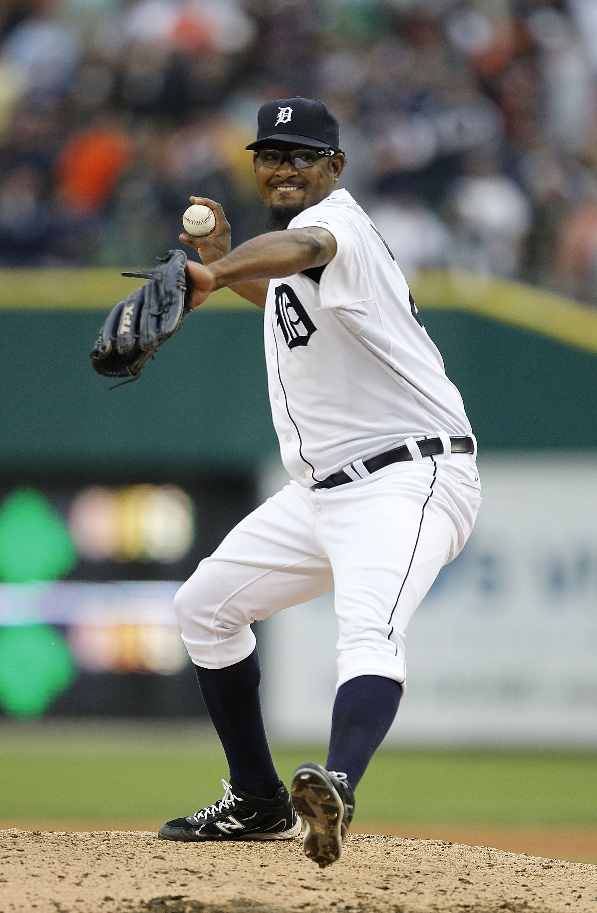 DETROIT, MI - MAY 14: Jose Valverde #46 of the Detroit Tigers celebrates a 3-0 win over the Kansas City Royals at Comerica Park on May 14, 2011 in Detroit, Michigan. (Photo by Leon Halip/Getty Images) DETROIT, MI - MAY 14: Jose Valverde #46 of the Detroit Tigers celebrates a 3-0 win over the Kansas City Royals at Comerica Park on May 14, 2011 in Detroit, Michigan. (Photo by Leon Halip/Getty Images)