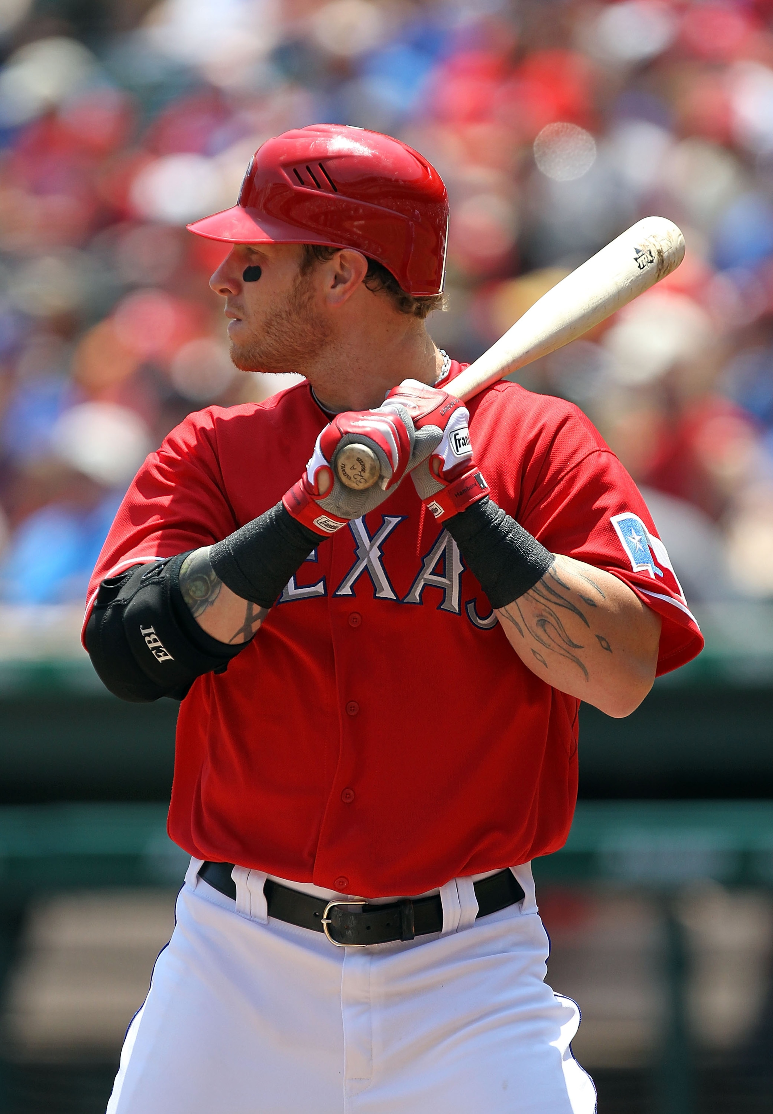 ARLINGTON, TX - MAY 29:  Josh Hamilton #32 of the Texas Rangers at bat against the Kansas City Royals at Rangers Ballpark in Arlington on May 29, 2011 in Arlington, Texas.  (Photo by Ronald Martinez/Getty Images)
