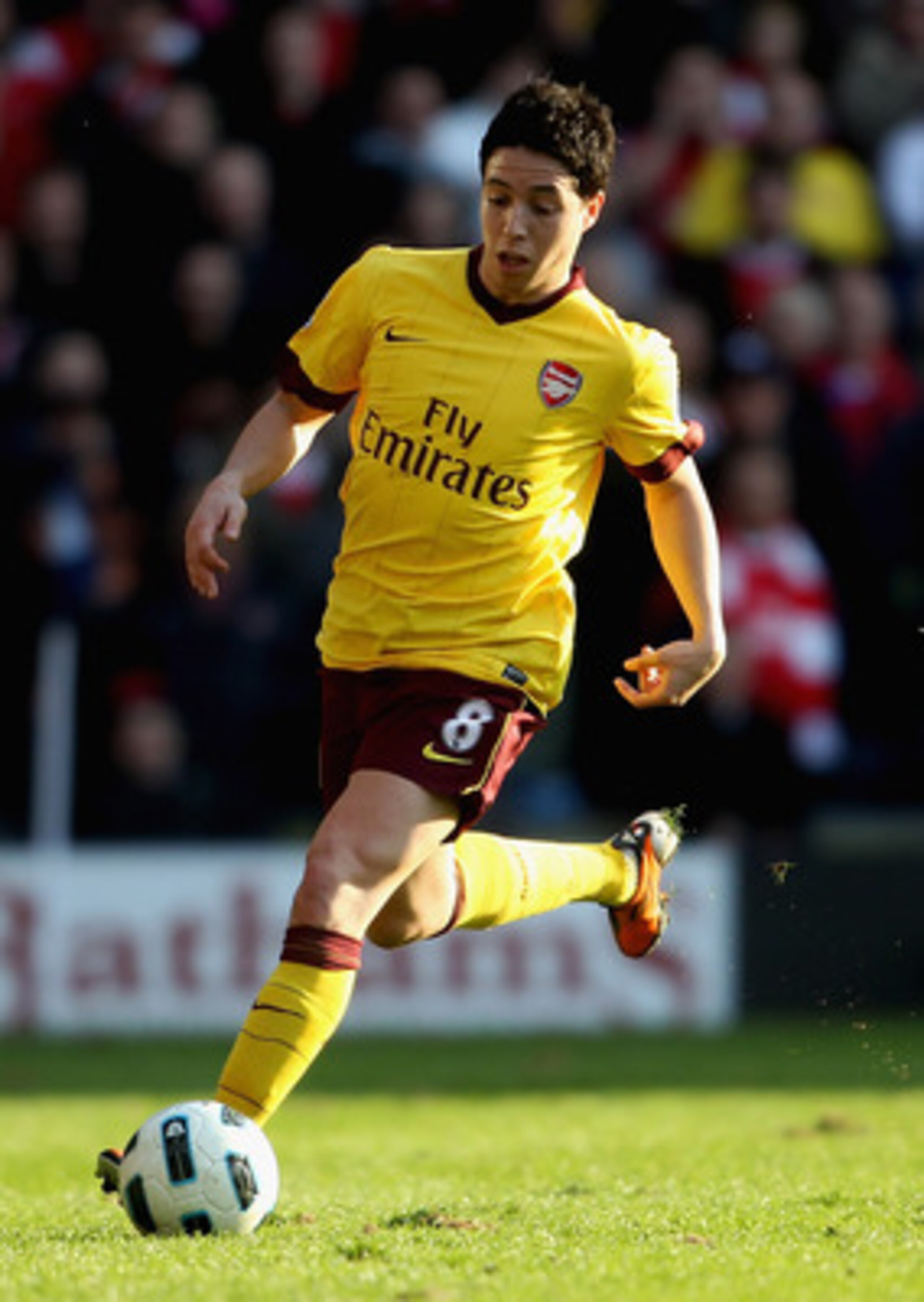 WEST BROMWICH, ENGLAND - MARCH 19:  Samir Nasri of Arsenal in action during the Barclays Premier League match between West Bromwich Albion and Arsenal at The Hawthorns on March 19, 2011 in West Bromwich, England.  (Photo by Scott Heavey/Getty Images)