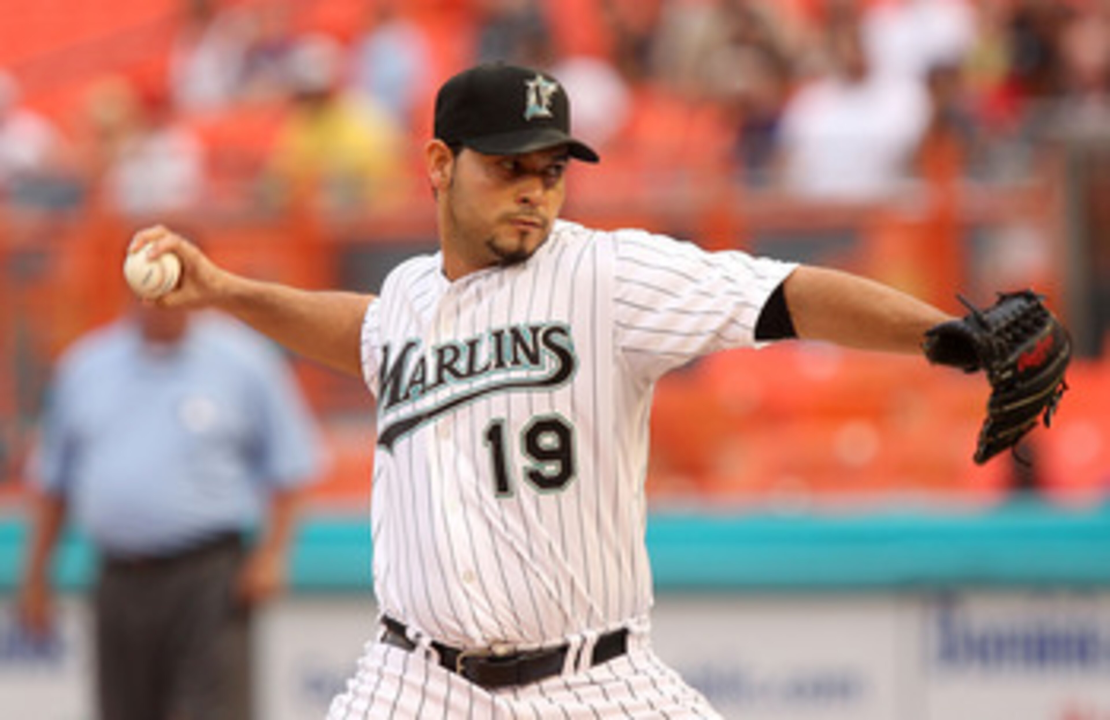 MIAMI GARDENS, FL - MAY 20: Anibal Sanchez #19 of the Florida Marlins pitches during a game against the Tampa Bay Rays at Sun Life Stadium on May 20, 2011 in Miami Gardens, Florida. (Photo by Mike Ehrmann/Getty Images)