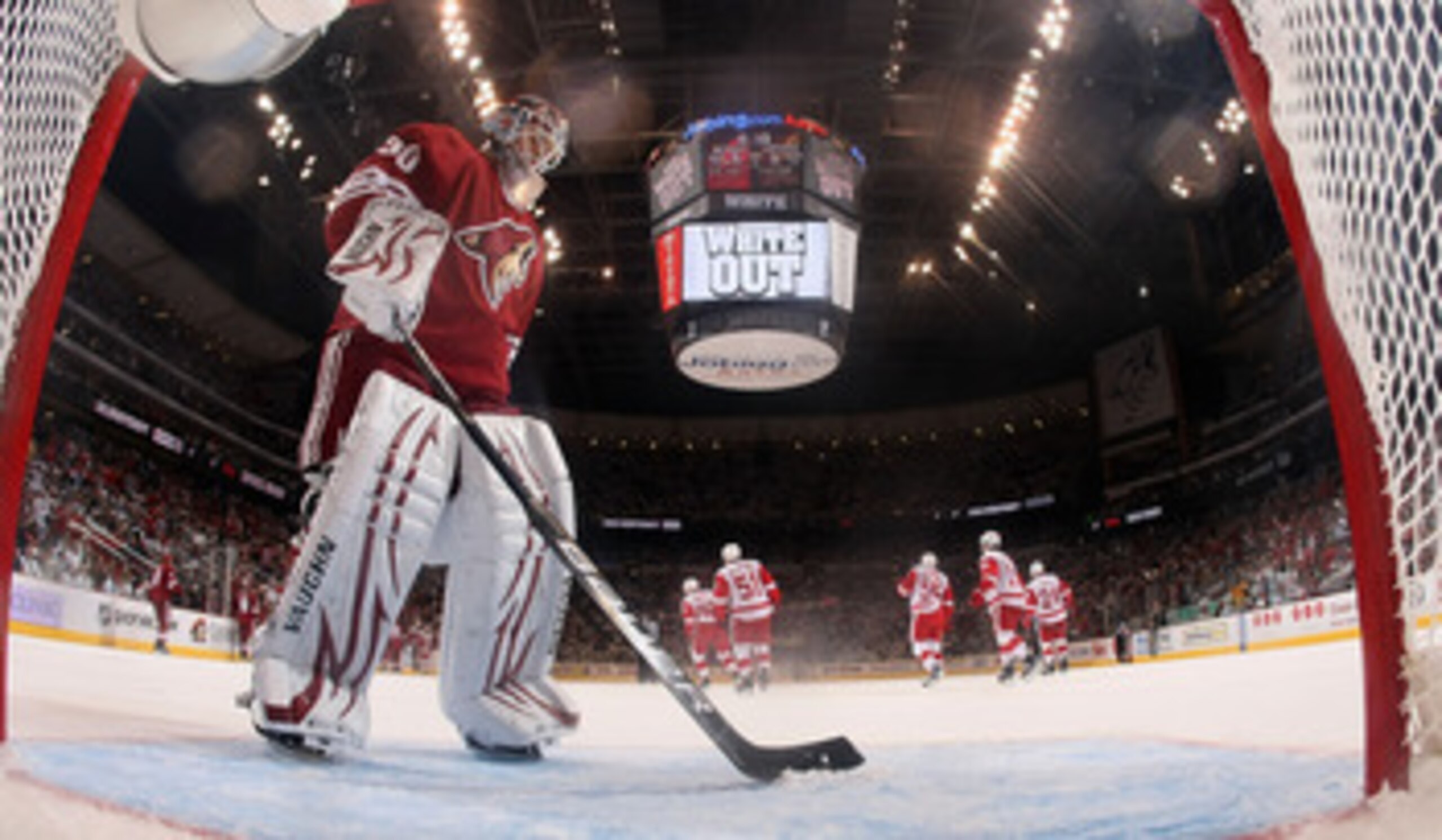 GLENDALE, AZ - APRIL 20:  Goaltender Ilya Bryzgalov #30 of the Phoenix Coyotes reacts after allowing a third period goal to Danny Cleary (not picutred) of the Detroit Red Wings in Game Four of the Western Conference Quarterfinals during the 2011 NHL Stanl