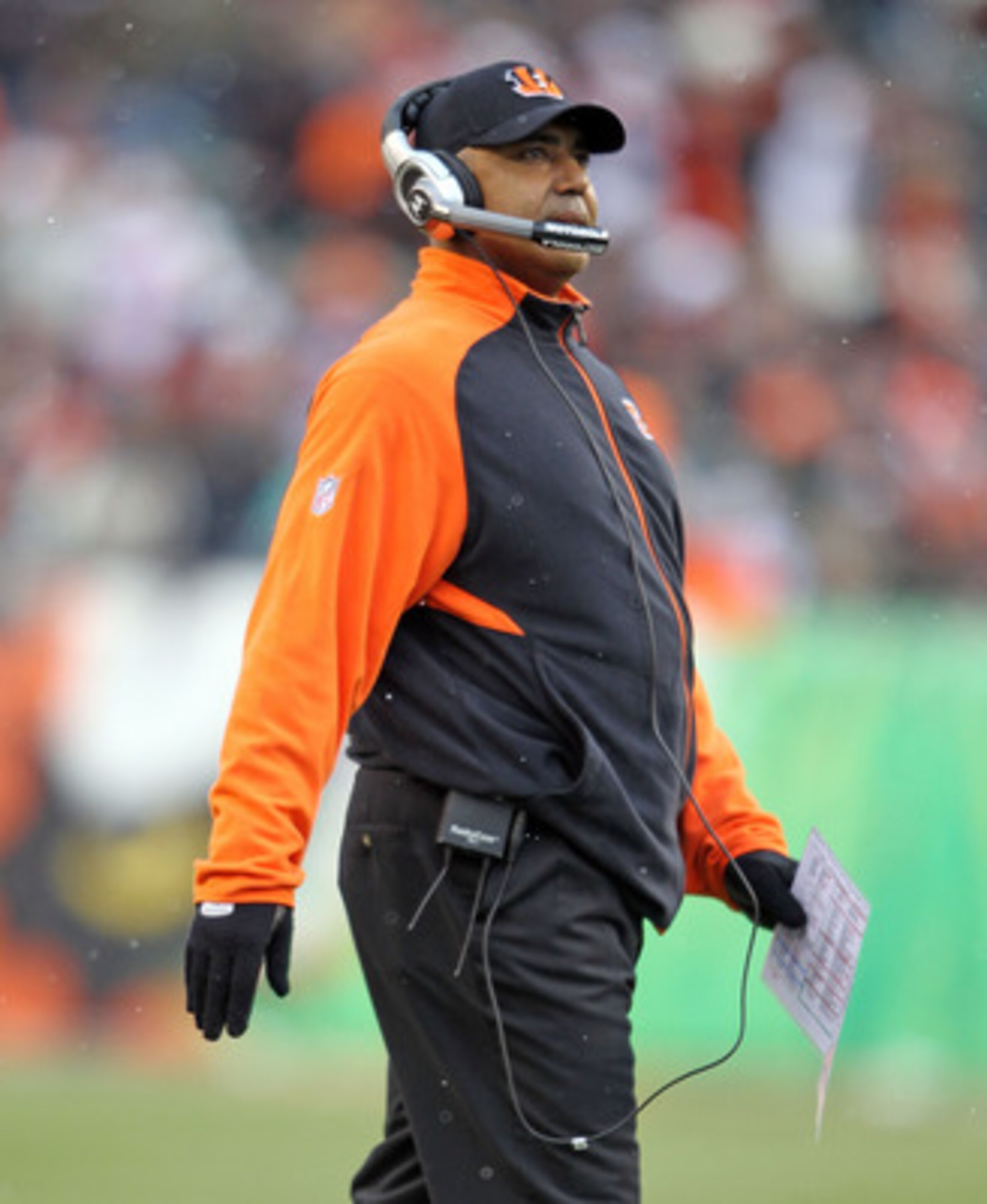 CINCINNATI - DECEMBER 26: Marvin Lewis the Head Coach of the Cincinnati Bengals watches play during the NFL game against the San Diego Chargers at Paul Brown Stadium on December 26, 2010 in Cincinnati, Ohio. The Bengals 34-20.  (Photo by Andy Lyons/Getty 