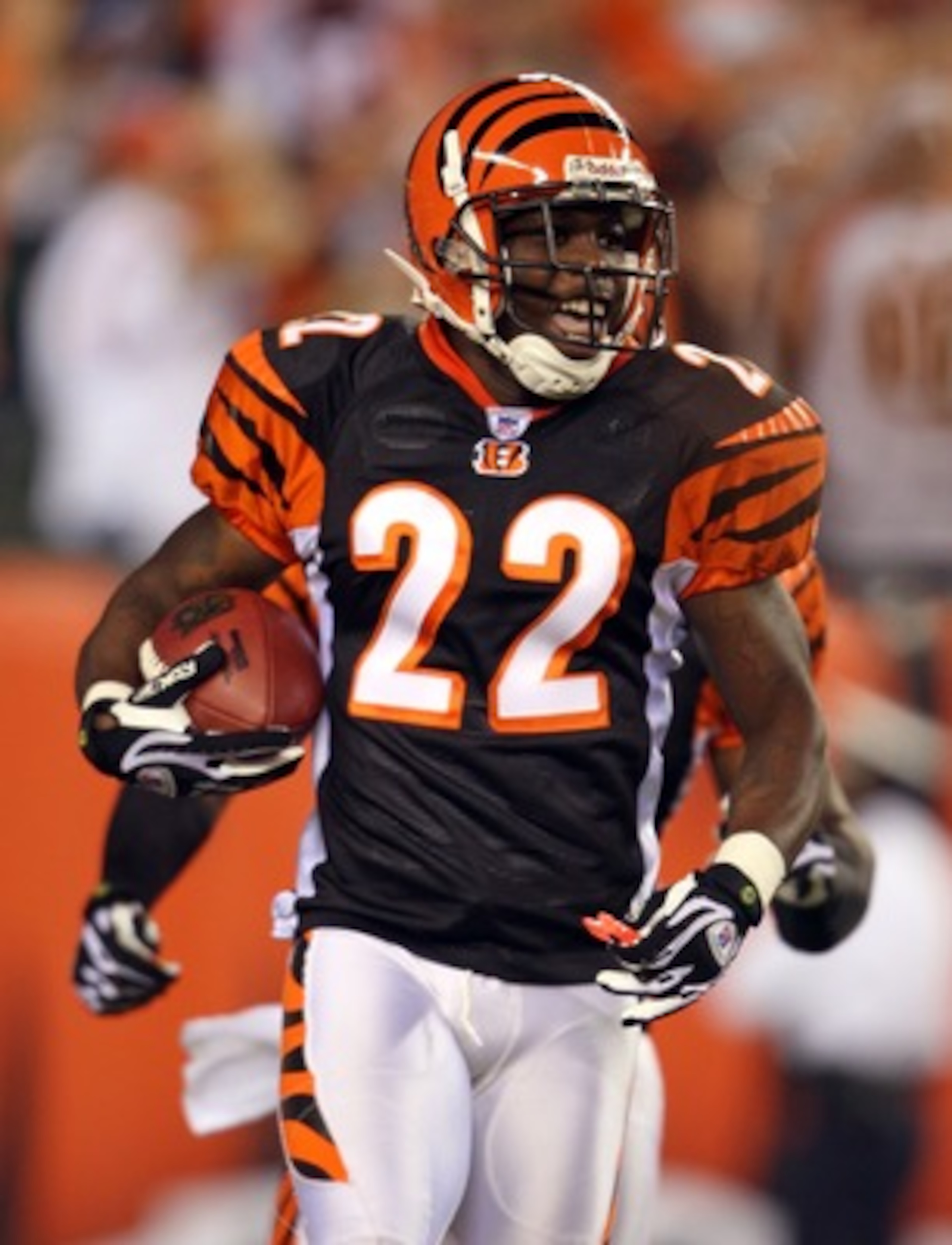 CINCINNATI - OCTOBER 21:  Johnathan Joseph #22 of the Cincinnati Bengals celebrates after returning an interception for a touchdown against the New York Jets during the NFL game on October 21, 2007 at Paul Brown Stadium in Cincinnati, Ohio.  (Photo by And