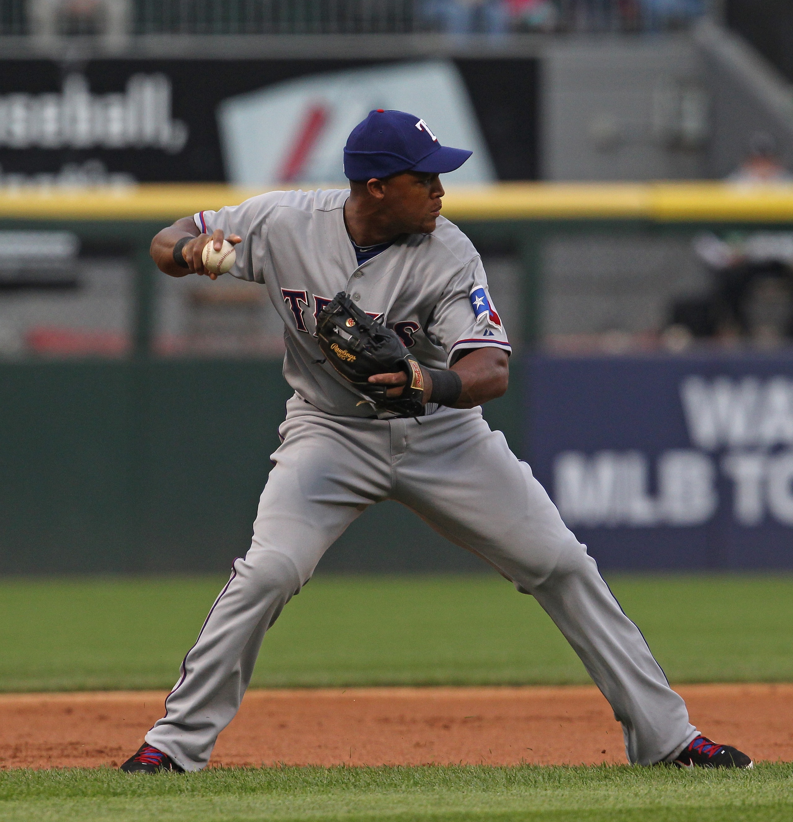 CHICAGO, IL - MAY 17: Adrian Beltre #29 of the Texas Rangers throws the ball to 2nd base against the Chicago White Sox at U.S. Cellular Field on May 17, 2011 in Chicago, Illinois. The White Sox defeated the Rangers 4-3. (Photo by Jonathan Daniel/Getty Ima