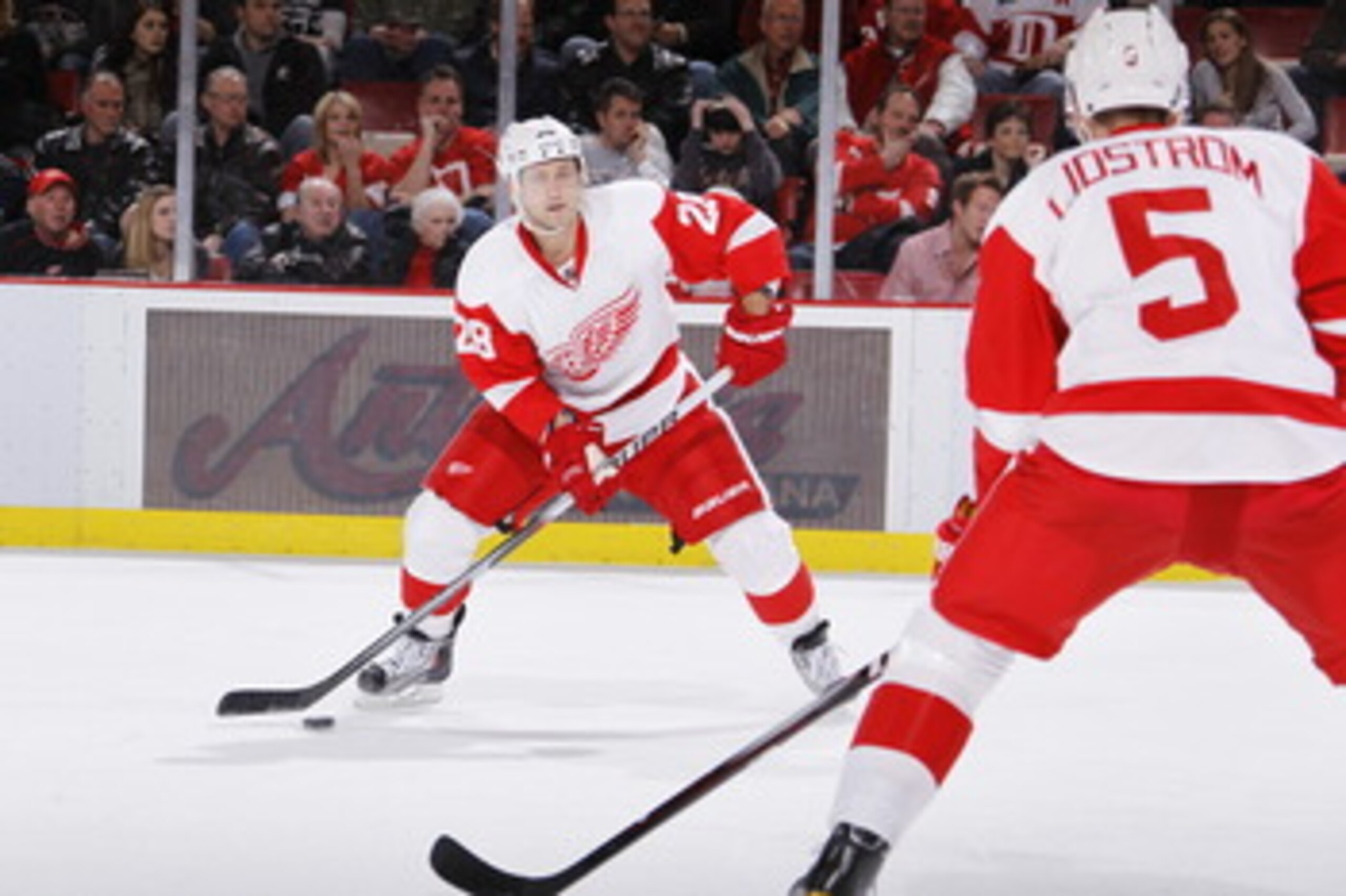 DETROIT, MI - MARCH 30: Brian Rafalski #28 of the Detroit Red Wings skates with the puck while playing against the St. Louis Blues at Joe Louis Arena on March 30, 2011 in Detroit, Michigan. (Photo by Gregory Shamus/Getty Images) DETROIT, MI - MARCH 30: Brian Rafalski #28 of the Detroit Red Wings skates with the puck while playing against the St. Louis Blues at Joe Louis Arena on March 30, 2011 in Detroit, Michigan. (Photo by Gregory Shamus/Getty Images)