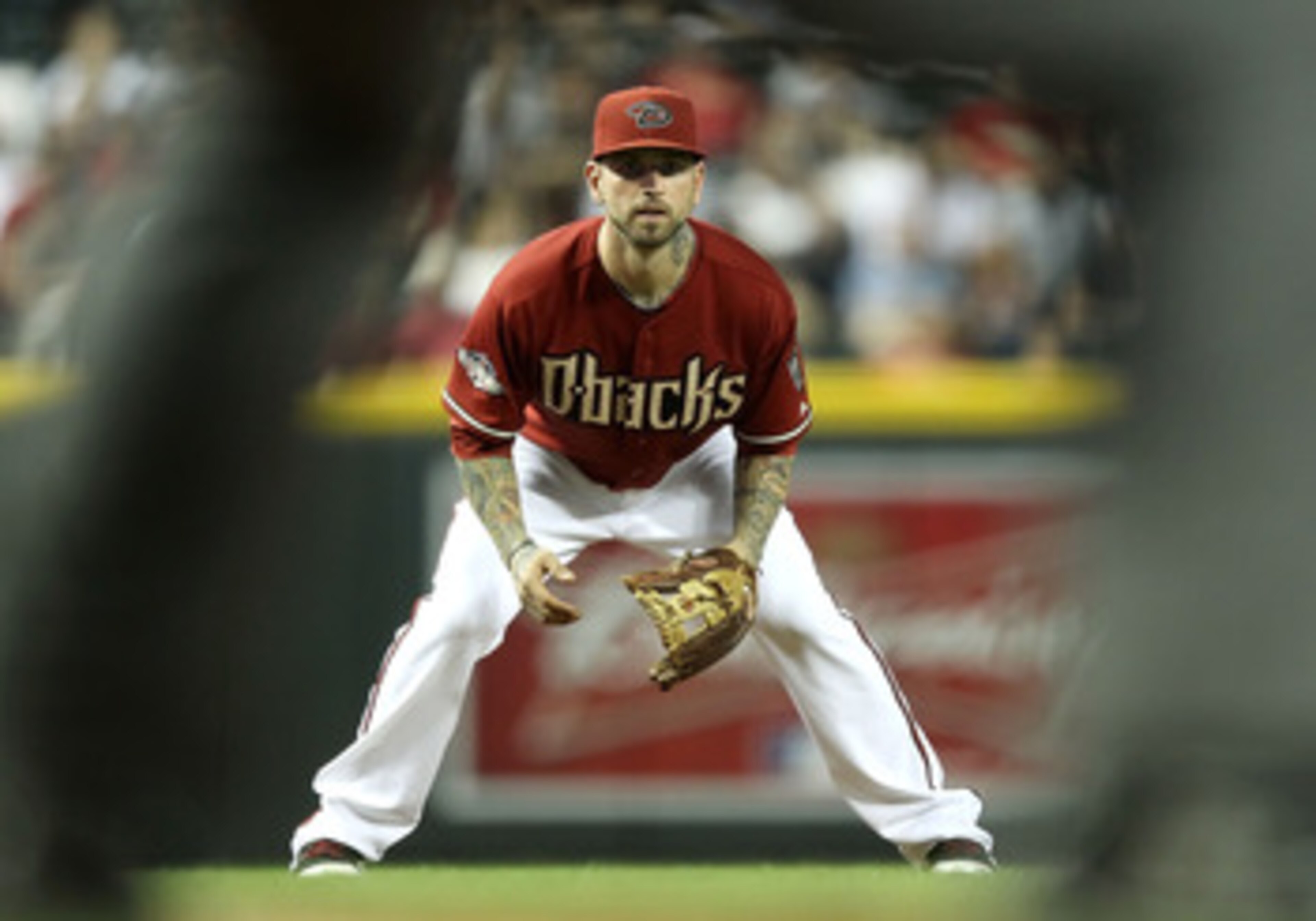 PHOENIX, AZ - JUNE 01:  Infielder Ryan Roberts #14 of the Arizona Diamondbacks in action during the Major League Baseball game against the Florida Marlins at Chase Field on June 1, 2011 in Phoenix, Arizona.  The Diamondbacks defeated the Marlins 6-5.  (Ph