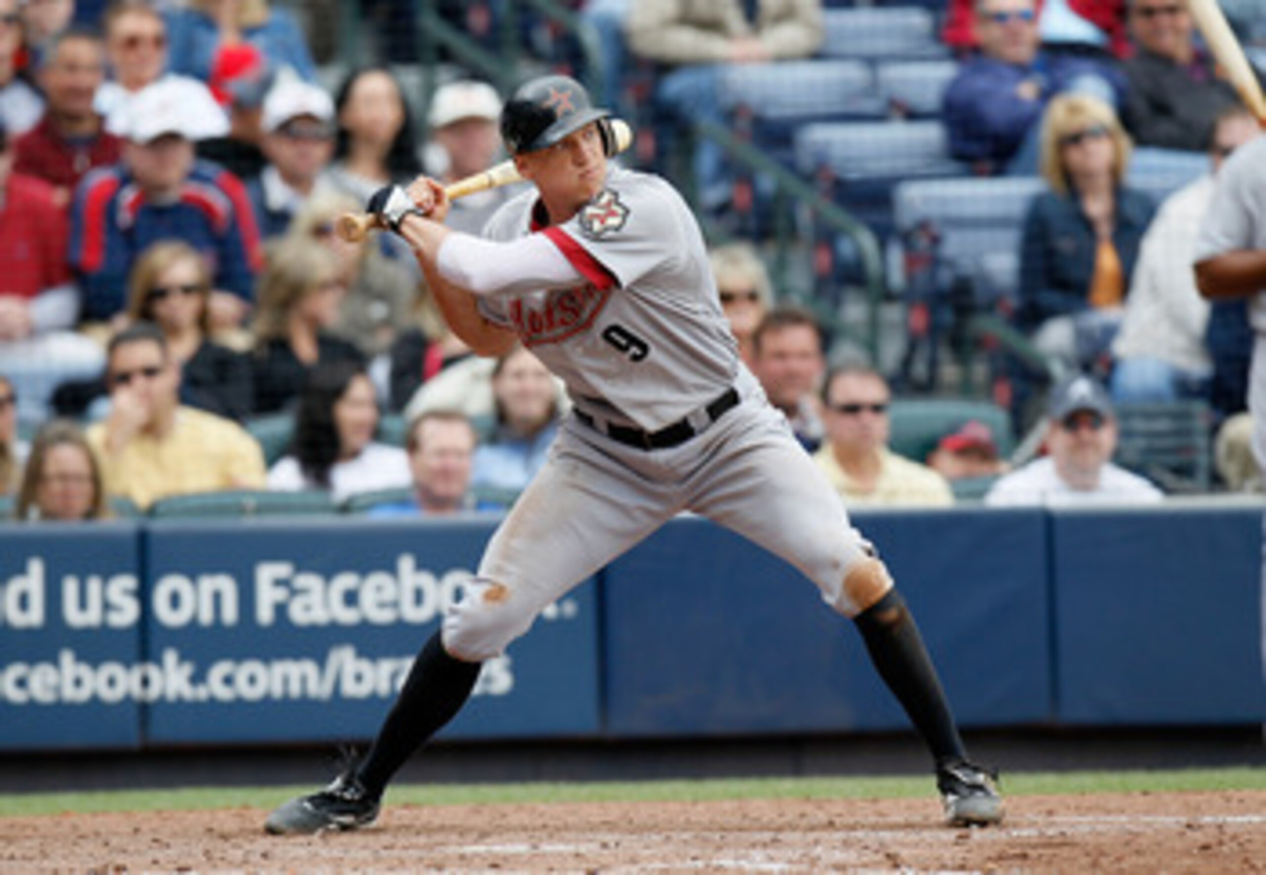 ATLANTA, GA - MAY 17:  Hunter Pence #9 of the Houston Astros against the Atlanta Braves at Turner Field on May 17, 2011 in Atlanta, Georgia.  (Photo by Kevin C. Cox/Getty Images)