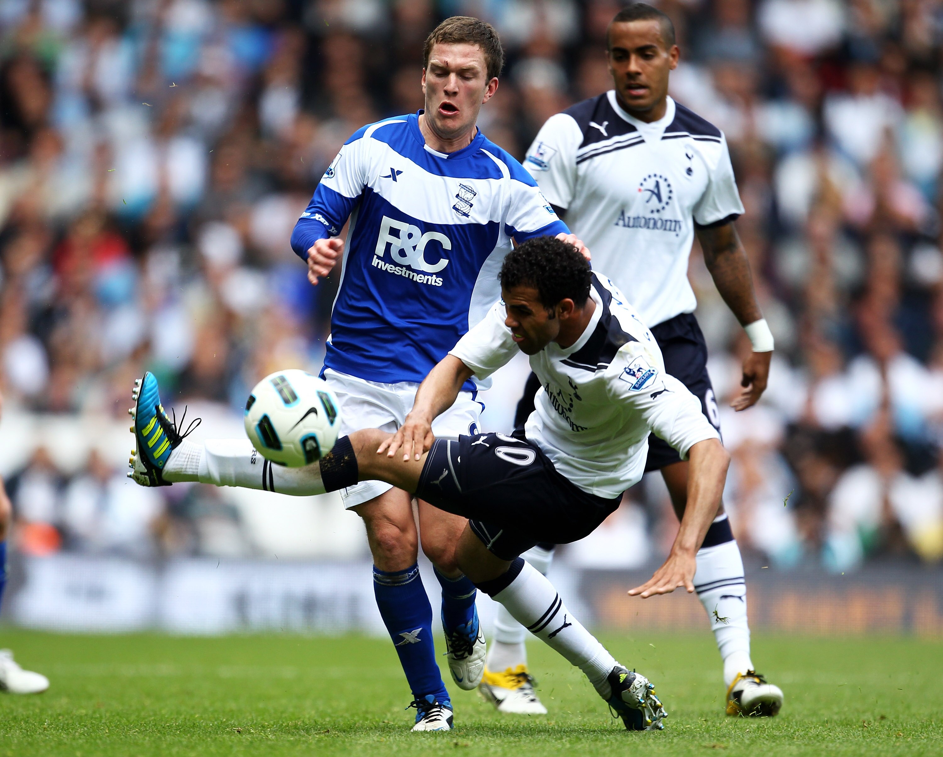 LONDON, ENGLAND - MAY 22:  Craig Gardner of Birmingham City is challenged by Sandro of Tottenham Hotspur during the Barclays Premier League match between Tottenham Hotspur and Birmingham City at White Hart Lane on May 22, 2011 in London, England.  (Photo