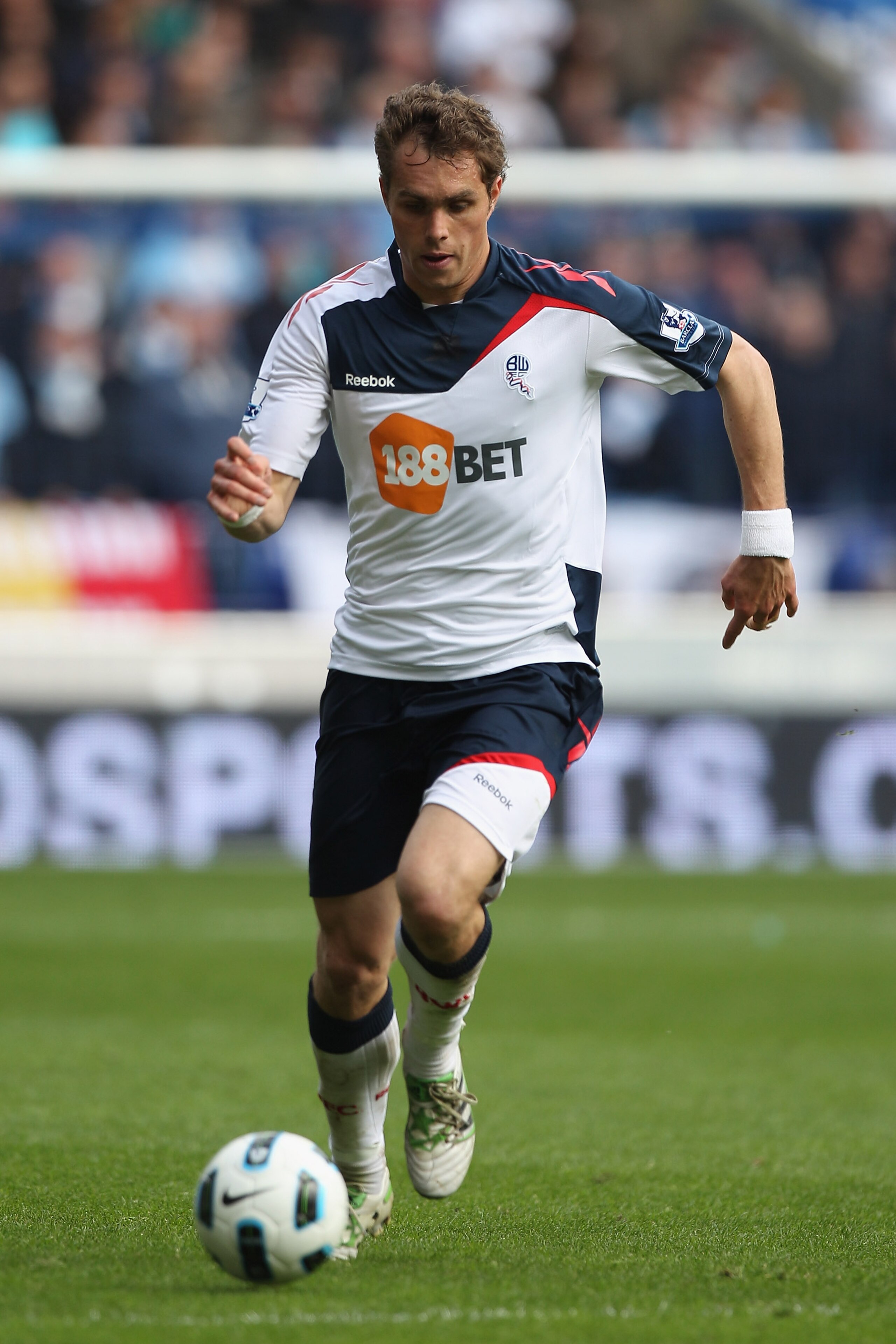 BOLTON, ENGLAND - MAY 22:  Johan Elmander of Bolton Wanderers in action during the Barclays Premier League match between  Bolton Wanderers and Manchester City at the Reebok Stadium on May 22, 2011 in Bolton, England.  (Photo by Michael Steele/Getty Images