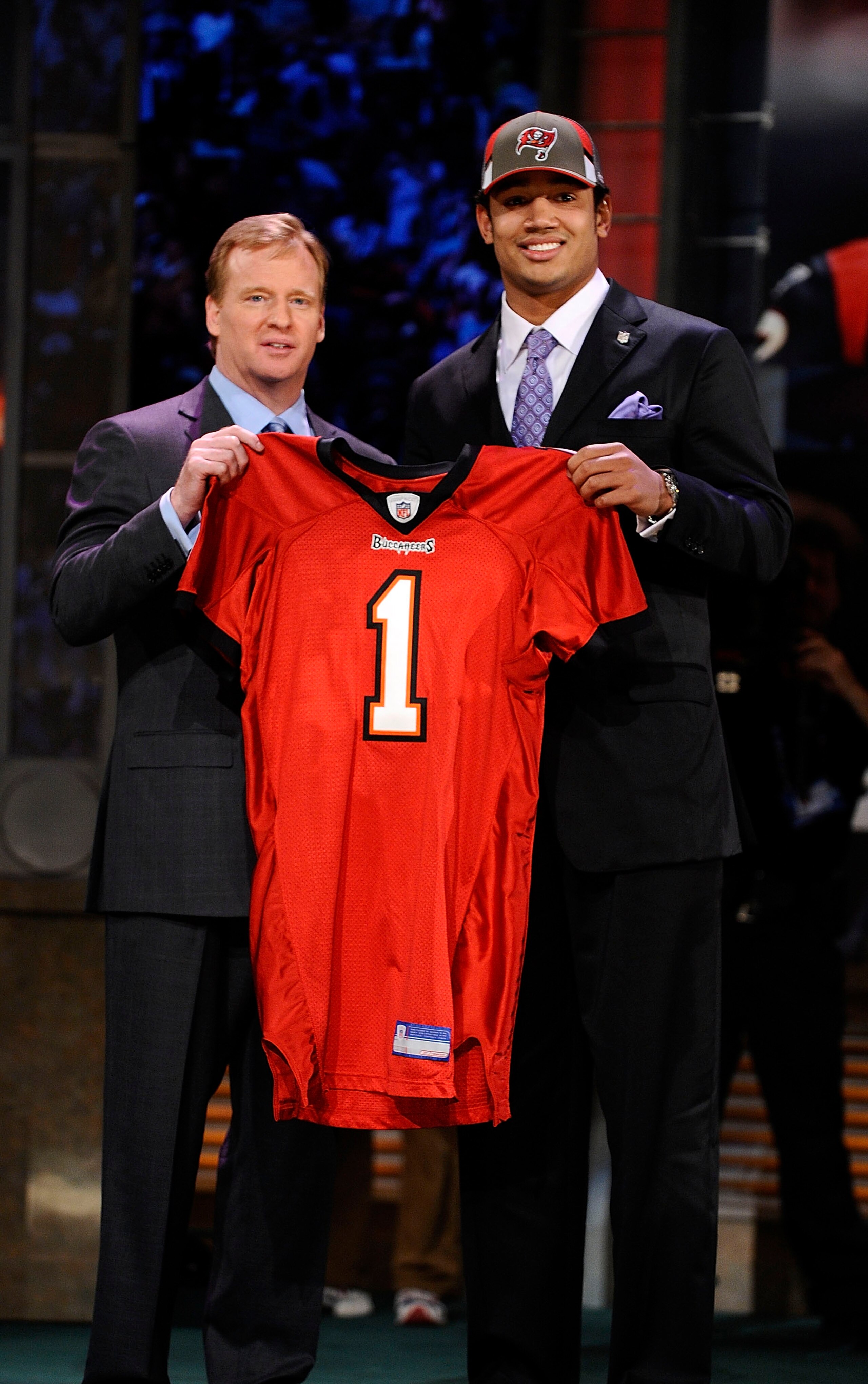 NEW YORK - APRIL 25:  NFL Commissioner Roger Goodell poses with Tampa Bay Buccaneers #17 draft pick Josh Freeman at Radio City Music Hall for the 2009 NFL Draft on April 25, 2009 in New York City  (Photo by Jeff Zelevansky/Getty Images)
