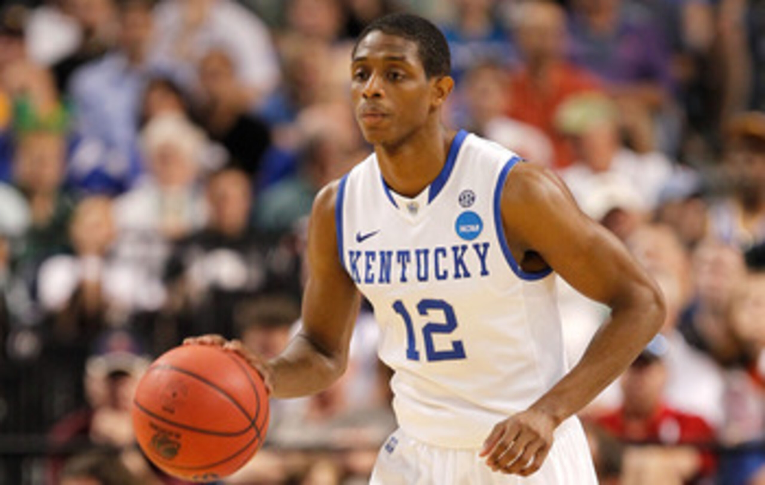 TAMPA, FL - MARCH 17:  Brandon Knight #12 of the Kentucky Wildcats brings the ball up court against the Princeton Tigers during the second round of the 2011 NCAA men's basketball tournament at St. Pete Times Forum on March 17, 2011 in Tampa, Florida. Kent