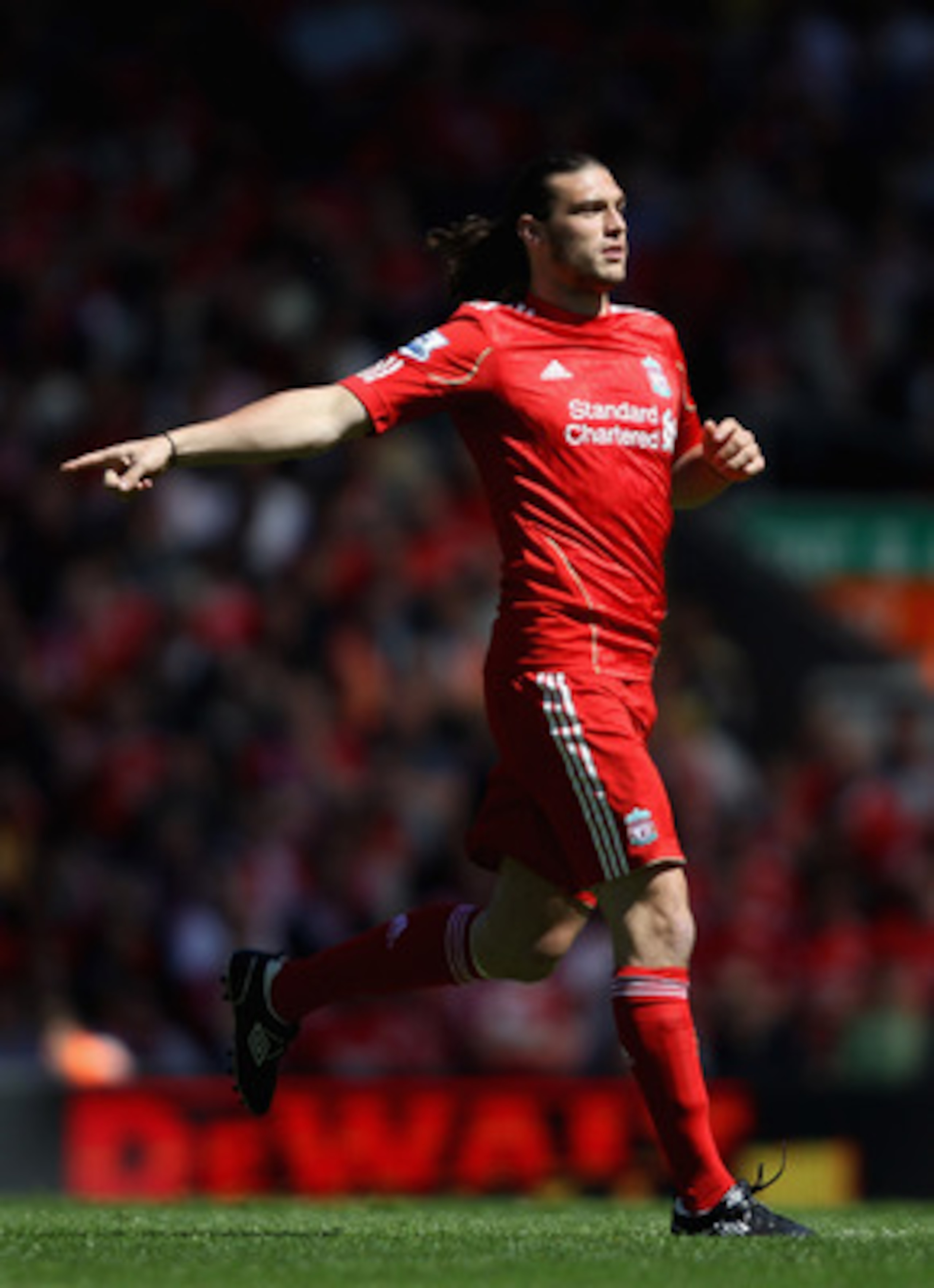 LIVERPOOL, ENGLAND - MAY 01:  Andy Carroll of Liverpool in action during the Barclays Premier League match between Liverpool  and Newcastle United at Anfield on May 1, 2011 in Liverpool, England.  (Photo by Clive Brunskill/Getty Images)