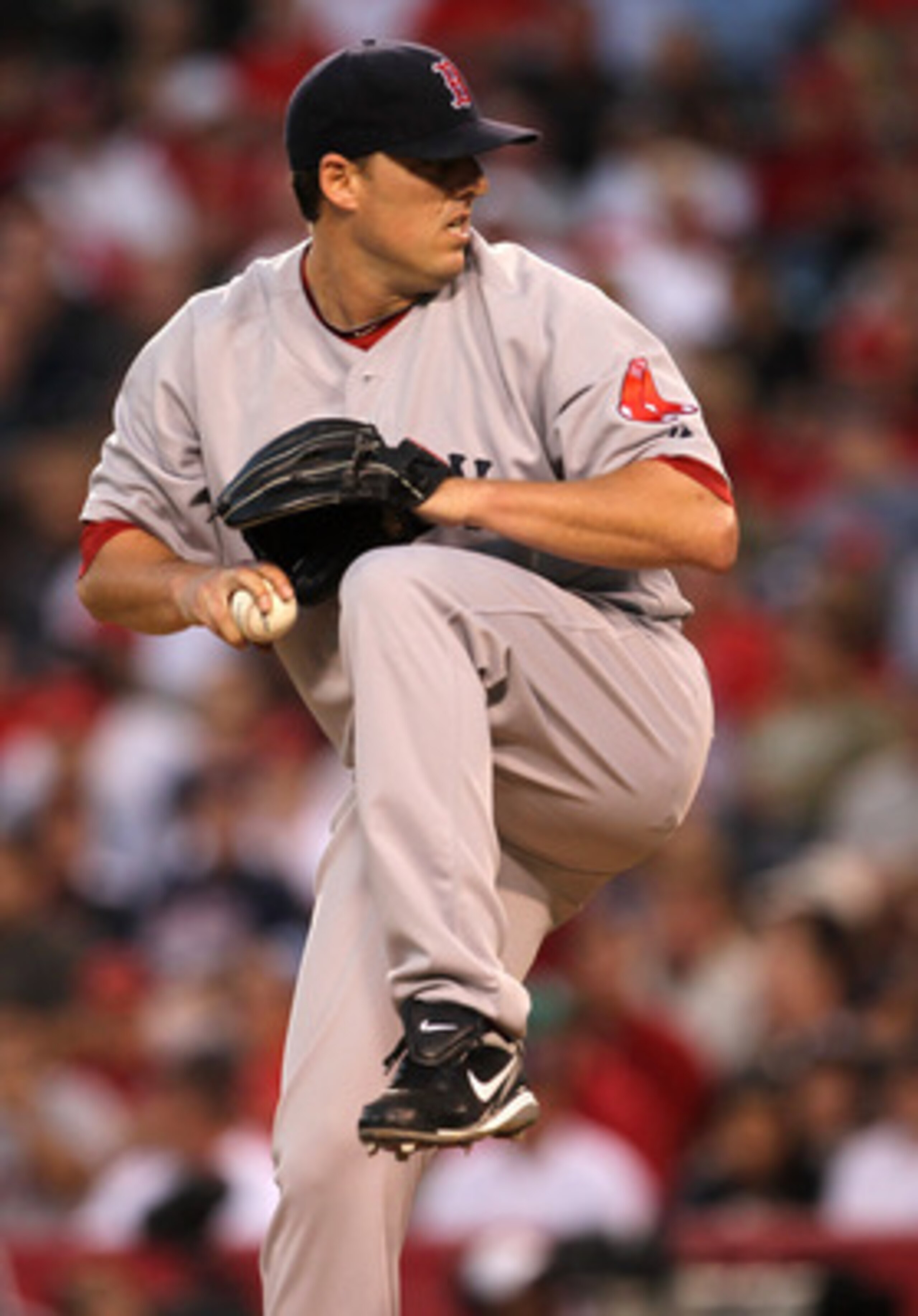 ANAHEIM, CA - JULY 27: John Lackey #40 of the Boston Red Sox throws a pitch against the Los Angeles Angels of Anaheim on July 27, 2010 at Angel Stadium in Anaheim, California. (Photo by Stephen Dunn/Getty Images) ANAHEIM, CA - JULY 27: John Lackey #40 of the Boston Red Sox throws a pitch against the Los Angeles Angels of Anaheim on July 27, 2010 at Angel Stadium in Anaheim, California. (Photo by Stephen Dunn/Getty Images)