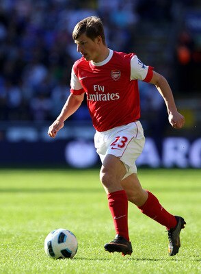 BOLTON, ENGLAND - APRIL 24:  Andrey Arshavin of Arsenal  in action during the Barclays Premier League match between Bolton Wanderers and Arsenal at the Reebok Stadium on April 24, 2011 in Bolton, England.  (Photo by Clive Brunskill/Getty Images)
