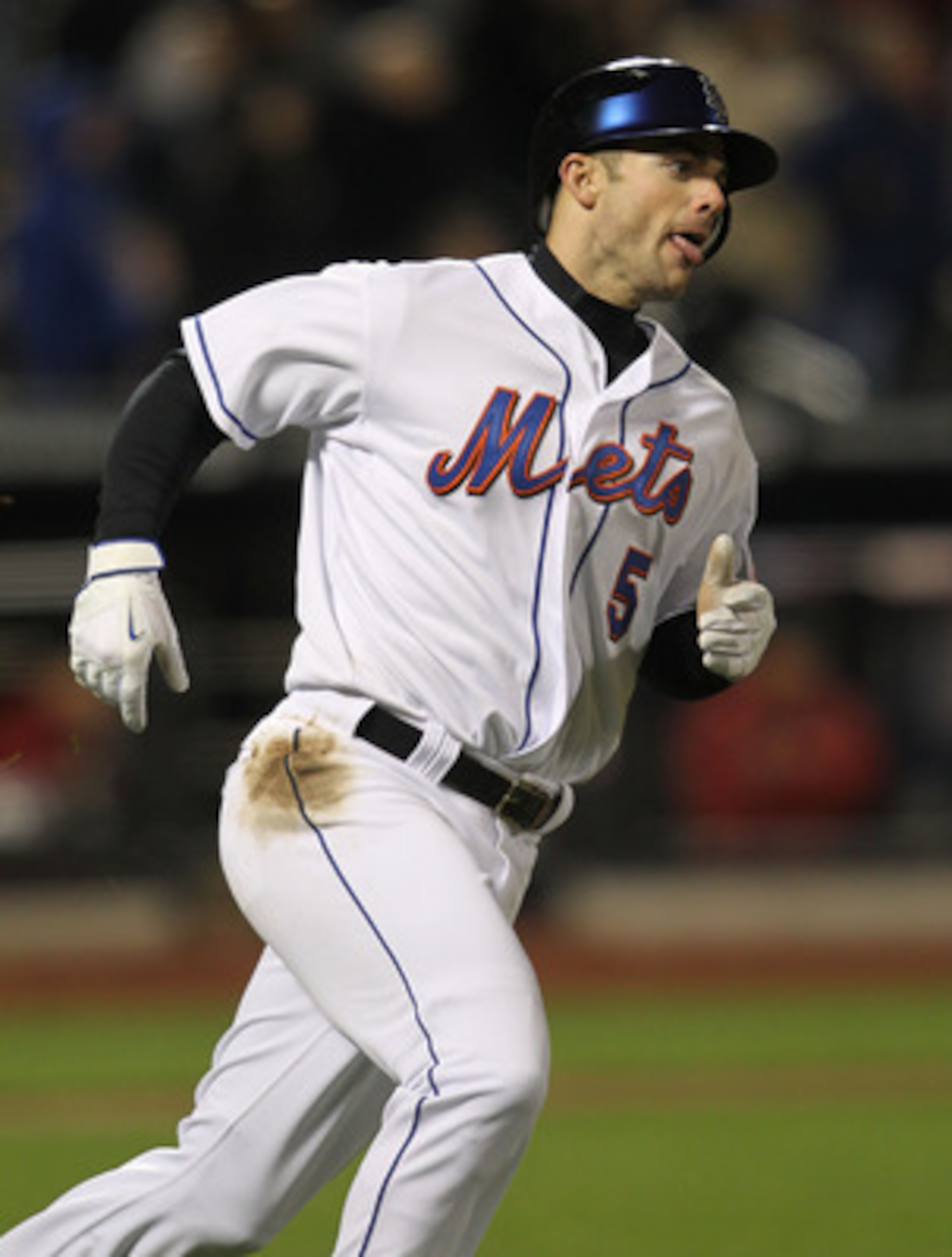 NEW YORK, NY - APRIL 21: David Wright #5 of the New York Mets rounds the bases on his fourth inning solo home run against the Houston Astros at Citi Field on April 21, 2011 in the Flushing neighborhood of the Queens borough of New York City. (Photo by N NEW YORK, NY - APRIL 21: David Wright #5 of the New York Mets rounds the bases on his fourth inning solo home run against the Houston Astros at Citi Field on April 21, 2011 in the Flushing neighborhood of the Queens borough of New York City. (Photo by N