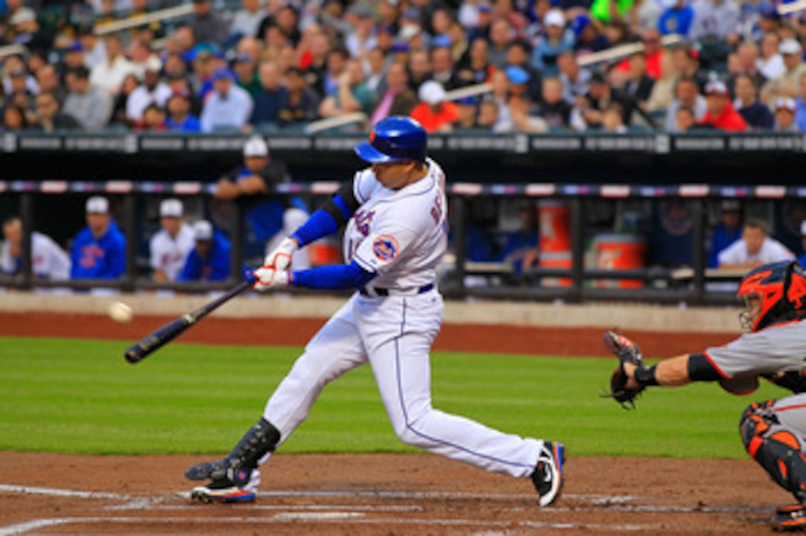 NEW YORK, NY - MAY 03:  Carlos Beltran #15 of the New York Mets homers on a line drive to right field in the bottom of the first inning against the San Francisco Giants at Citi Field on May 3, 2011 in the Flushing neighborhood of the Queens borough of New