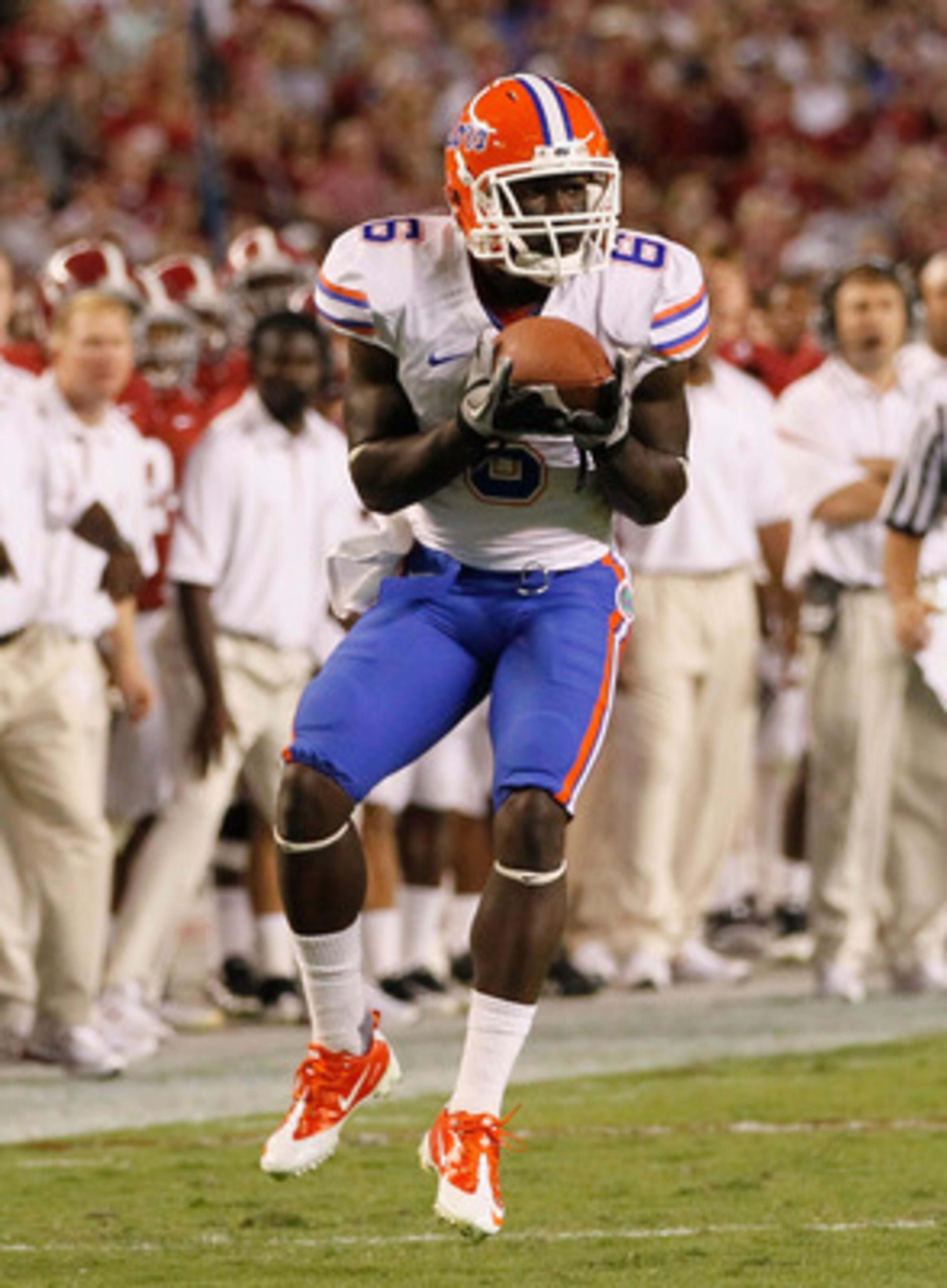 TUSCALOOSA, AL - OCTOBER 02:  Deonte Thompson #6 of the Florida Gators against the Alabama Crimson Tide at Bryant-Denny Stadium on October 2, 2010 in Tuscaloosa, Alabama.  (Photo by Kevin C. Cox/Getty Images)